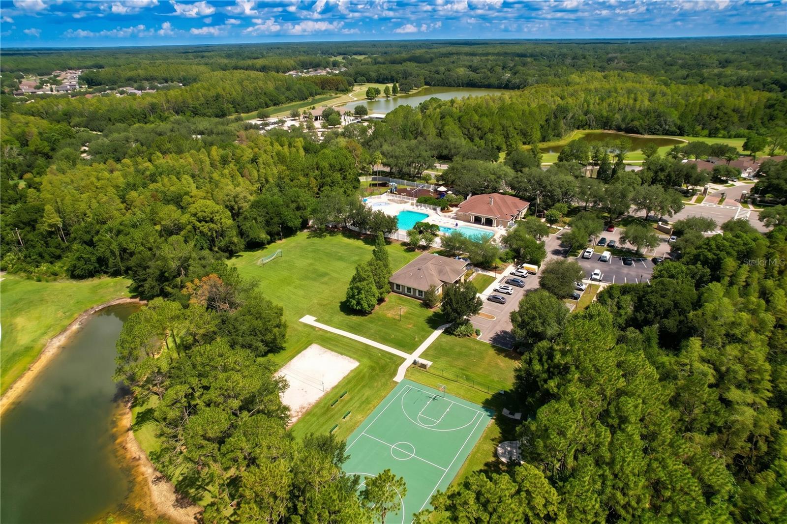 LEXINGTON OAKS VILLAGE 27 - Residential