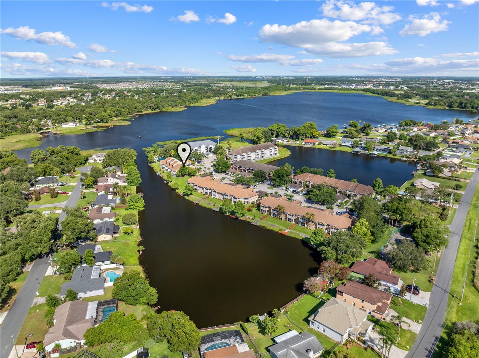 VILLAS OF EMERALD LAKE - Residential