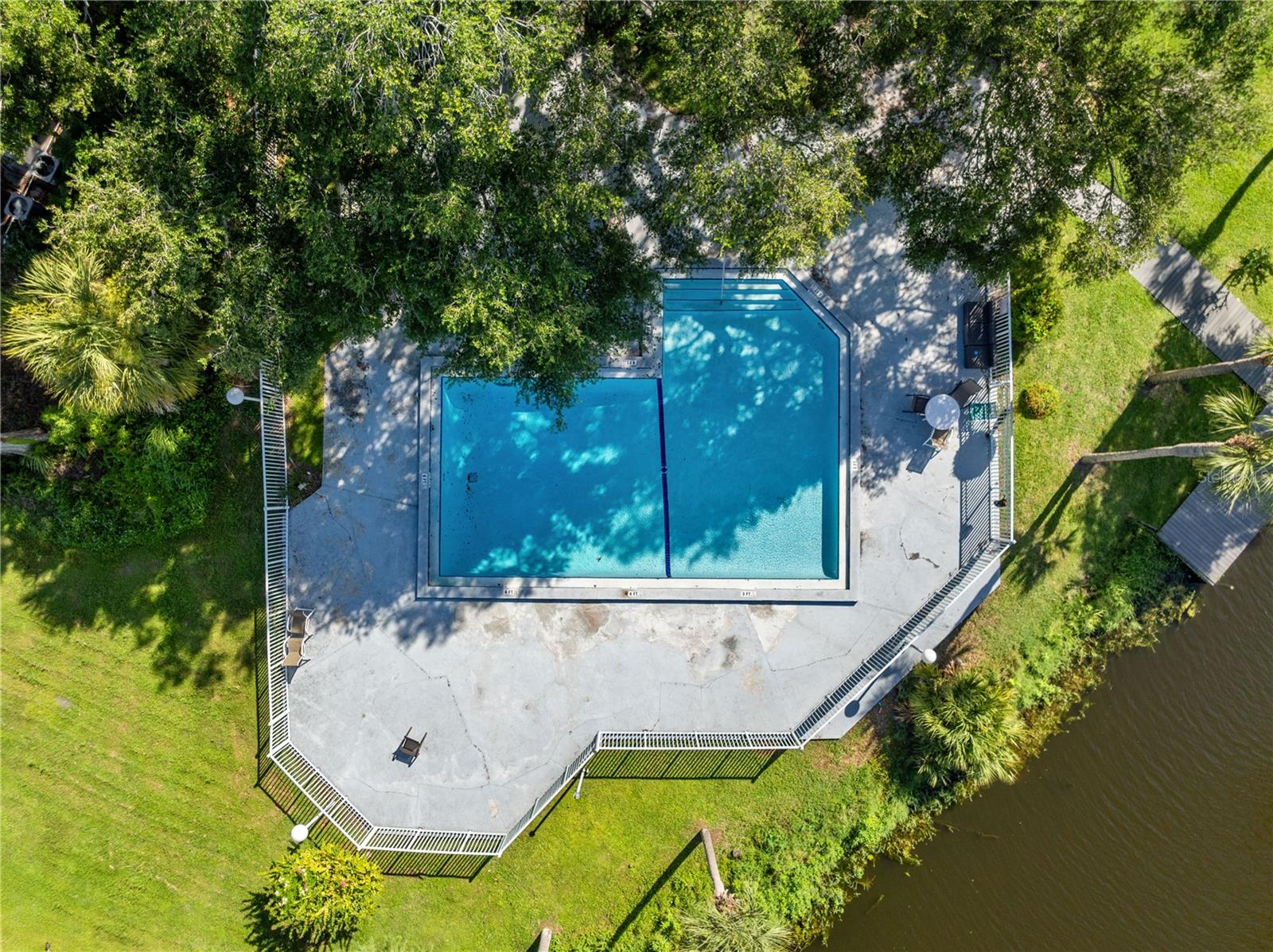 VILLAS OF EMERALD LAKE - Residential