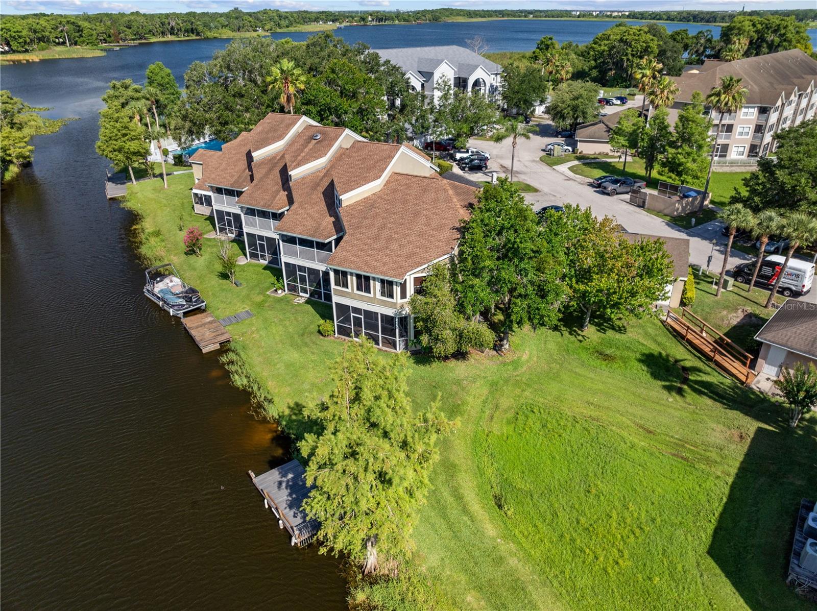 VILLAS OF EMERALD LAKE - Residential