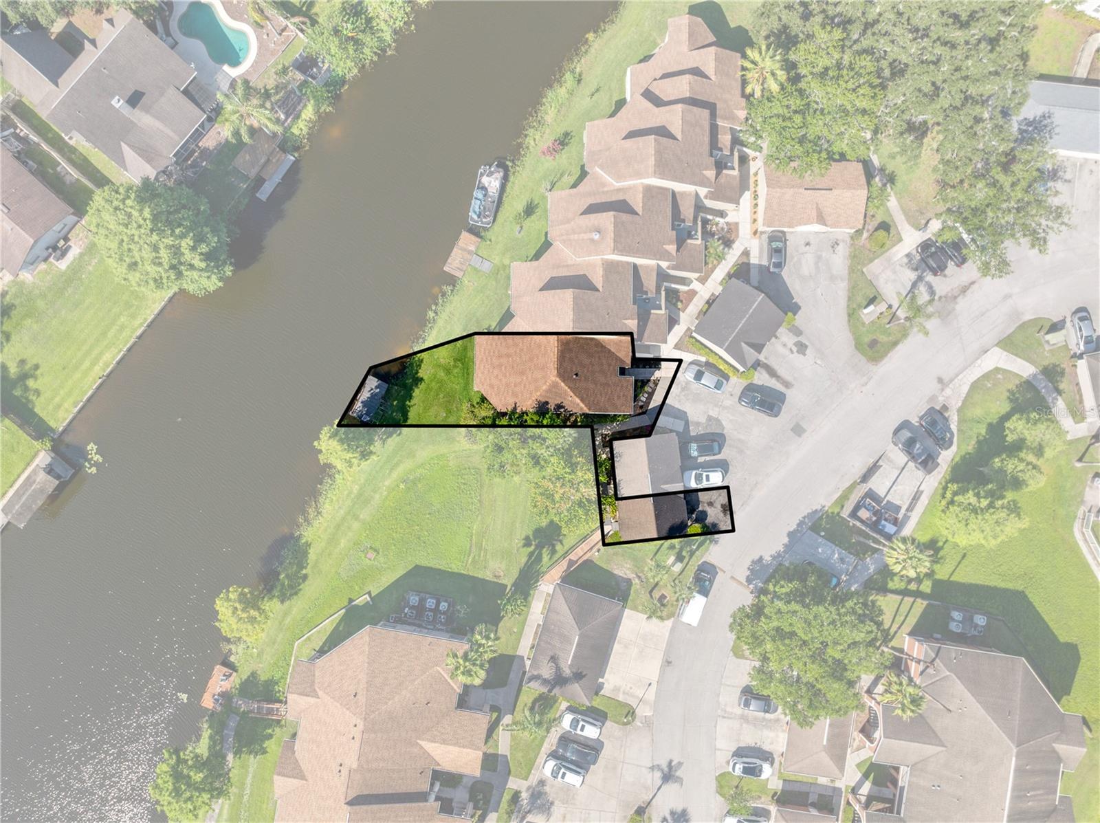 VILLAS OF EMERALD LAKE - Residential