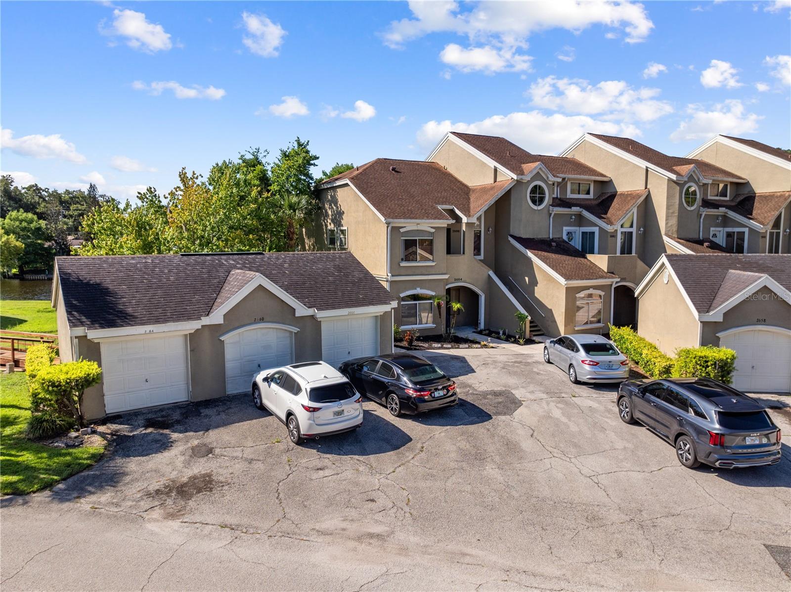 VILLAS OF EMERALD LAKE - Residential