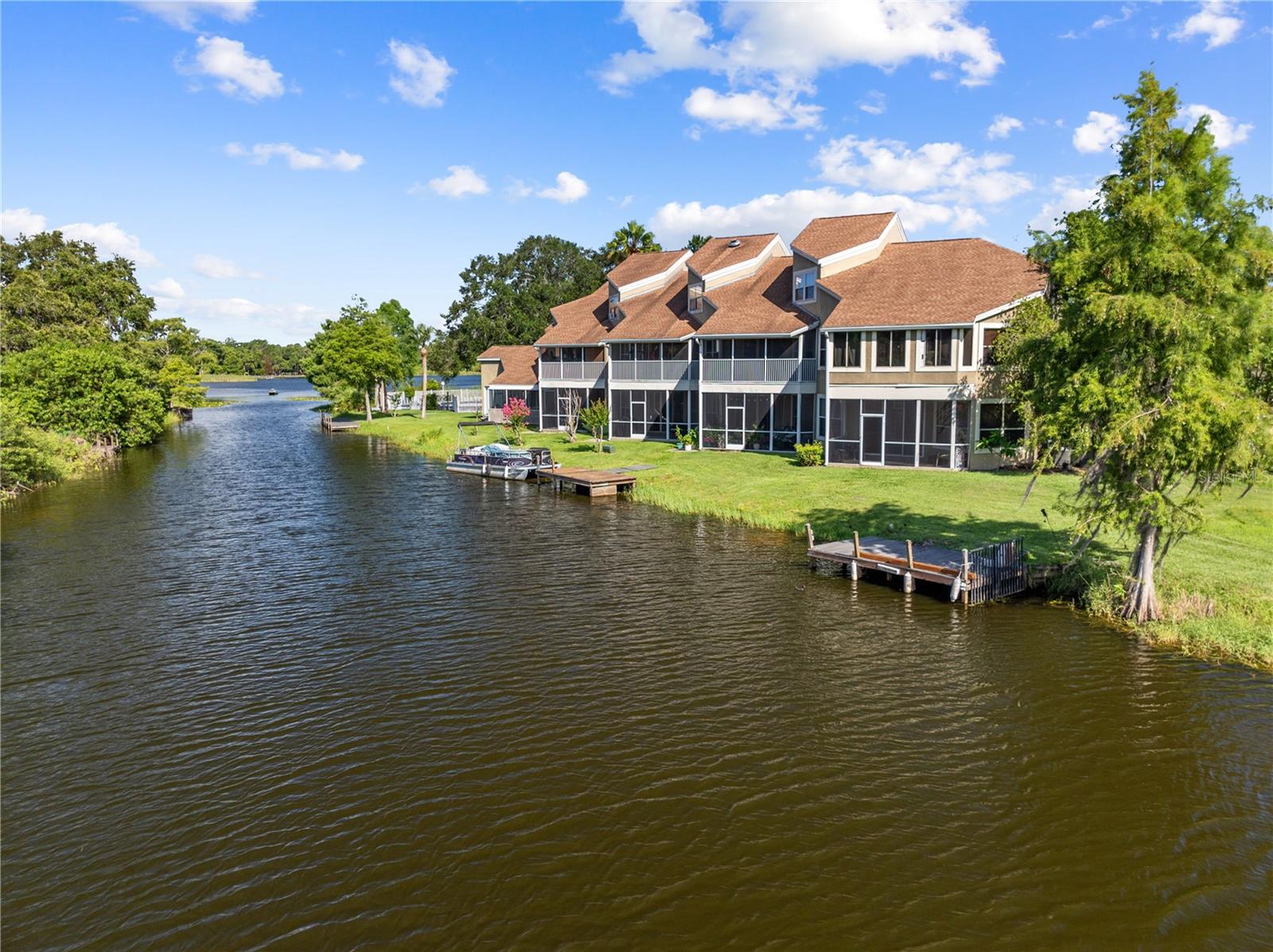 VILLAS OF EMERALD LAKE - Residential