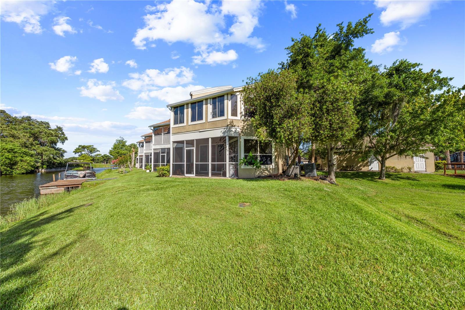 VILLAS OF EMERALD LAKE - Residential