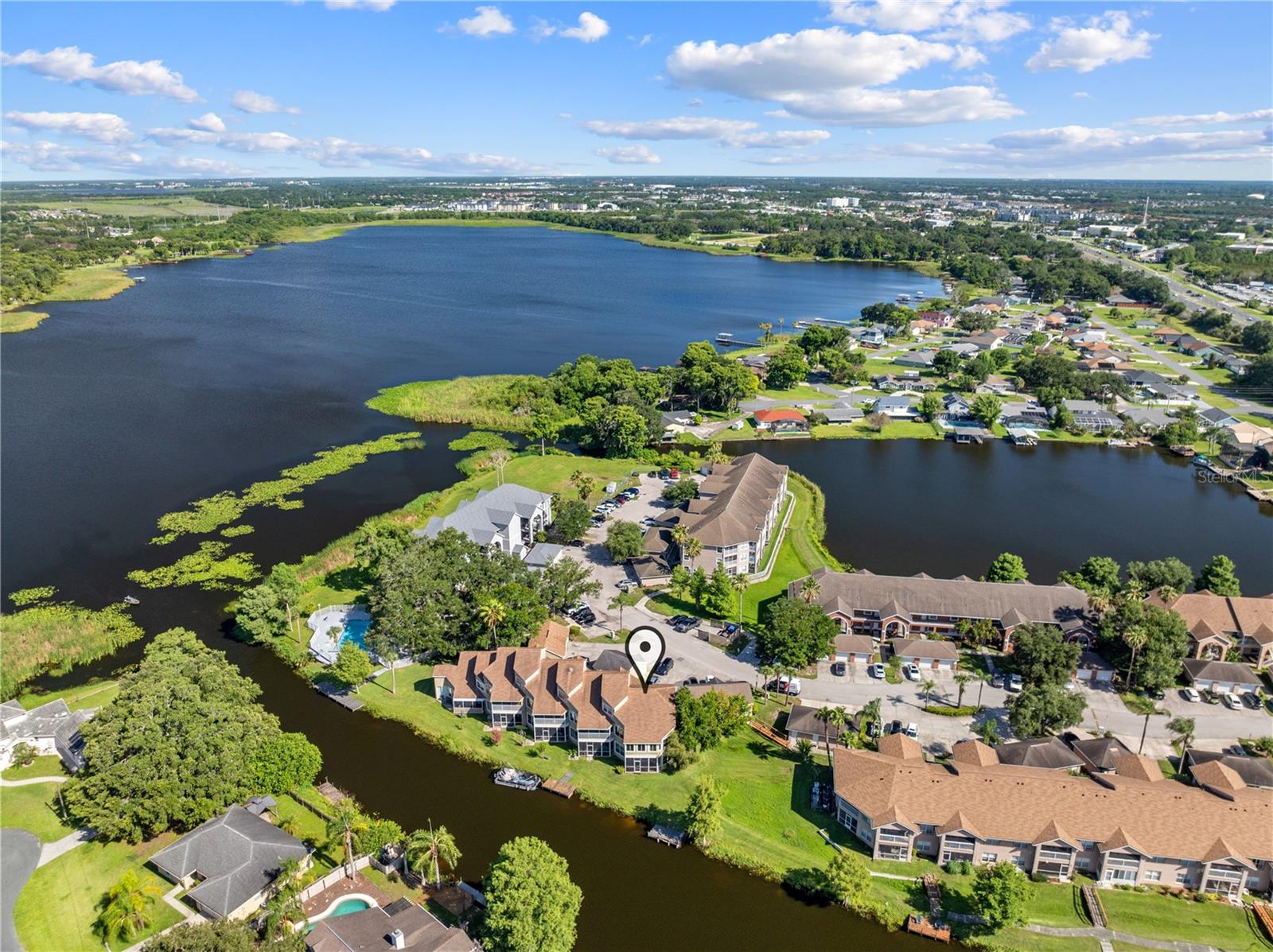 VILLAS OF EMERALD LAKE - Residential