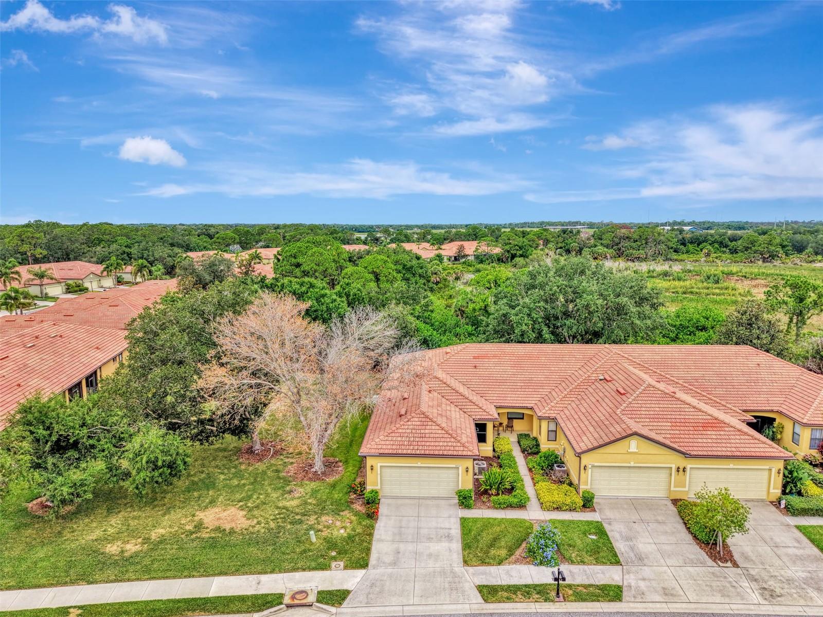 VENETIAN FALLS PH 2 - Residential