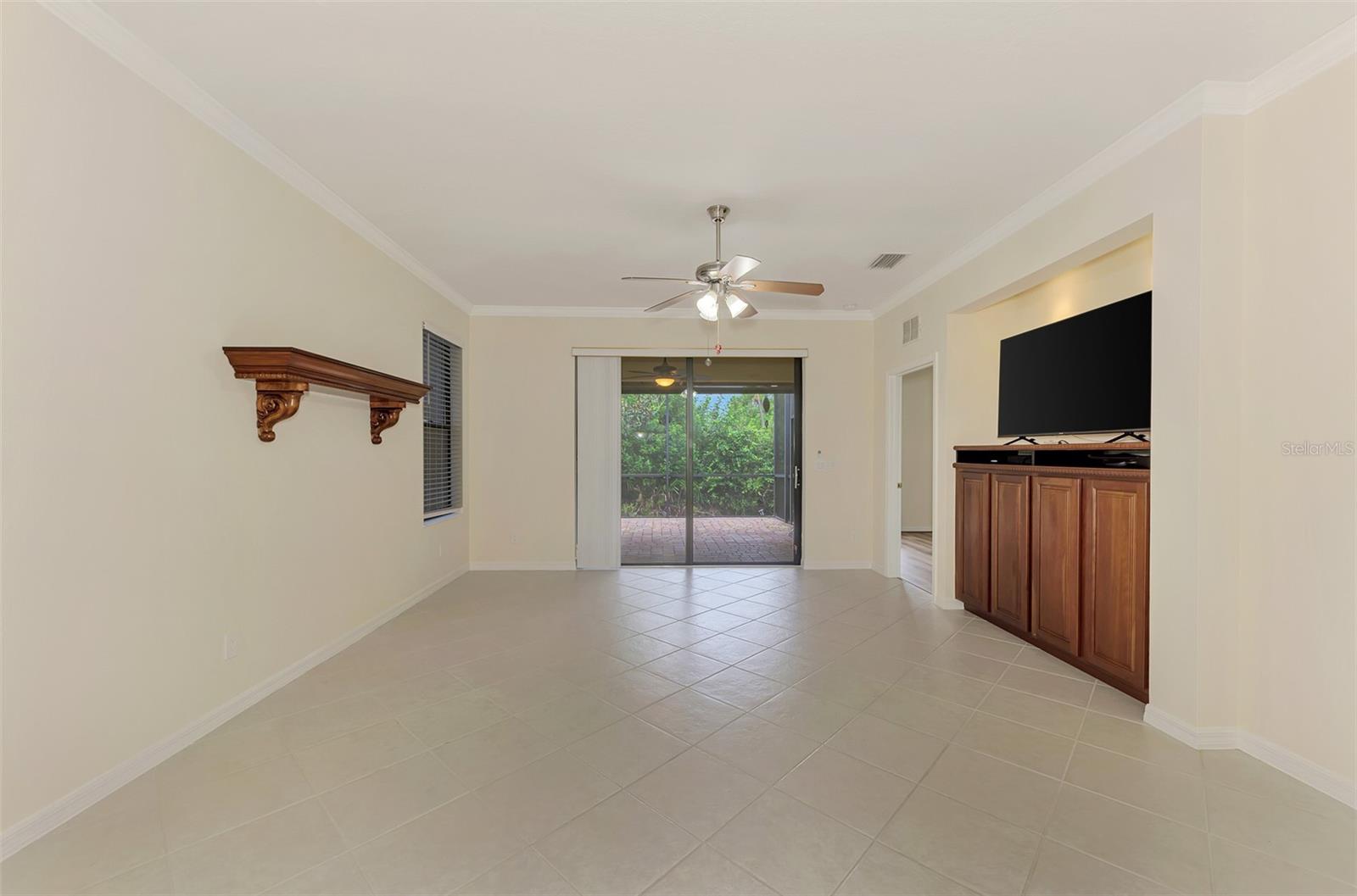 VENETIAN FALLS PH 2 - Residential