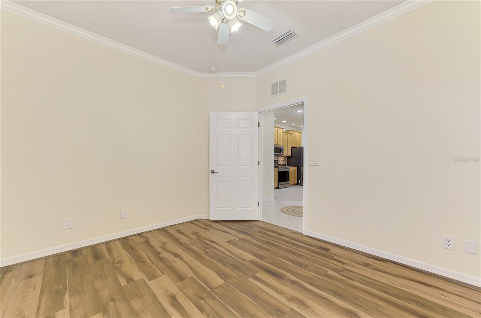 VENETIAN FALLS PH 2 - Residential