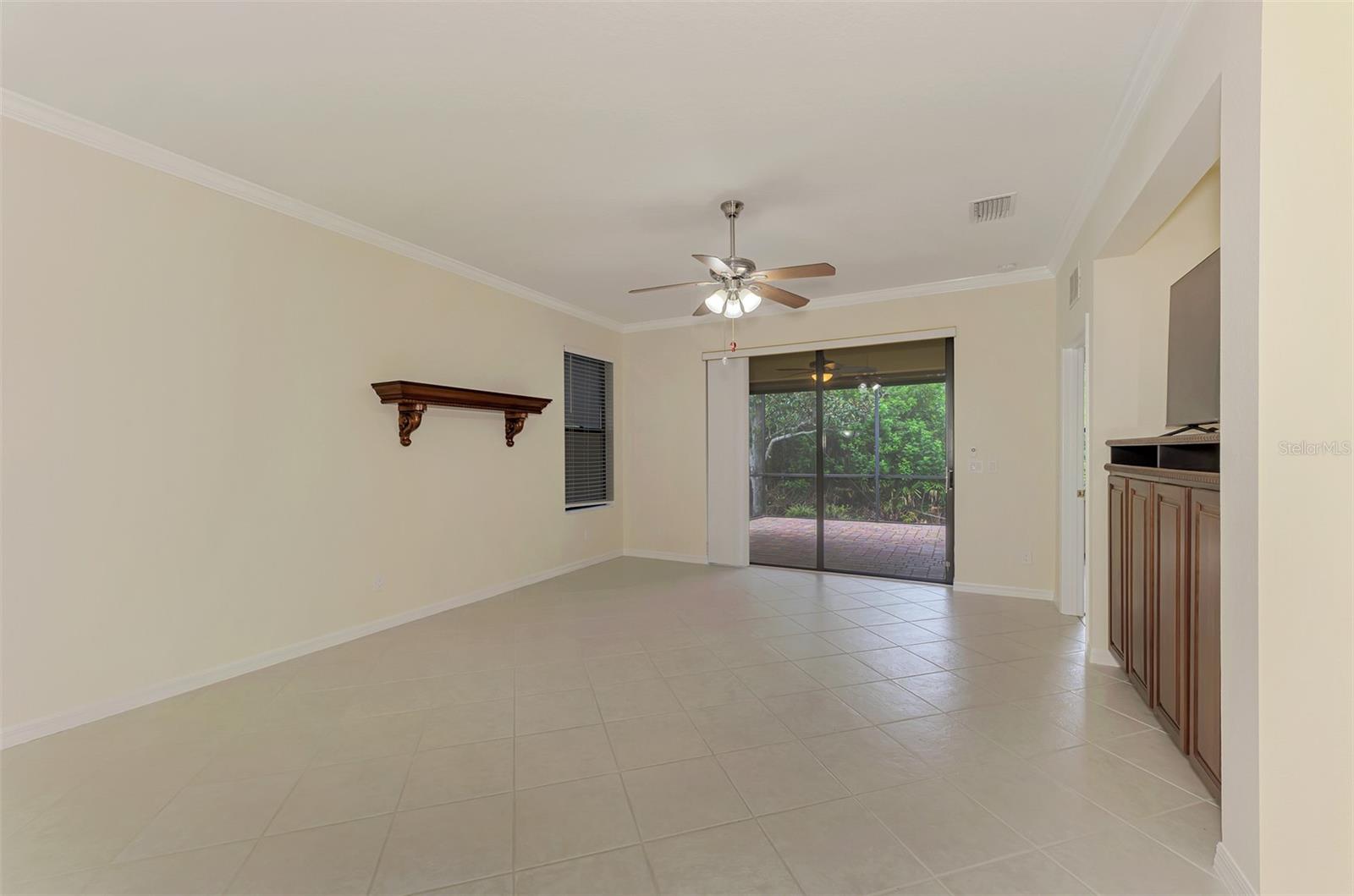 VENETIAN FALLS PH 2 - Residential