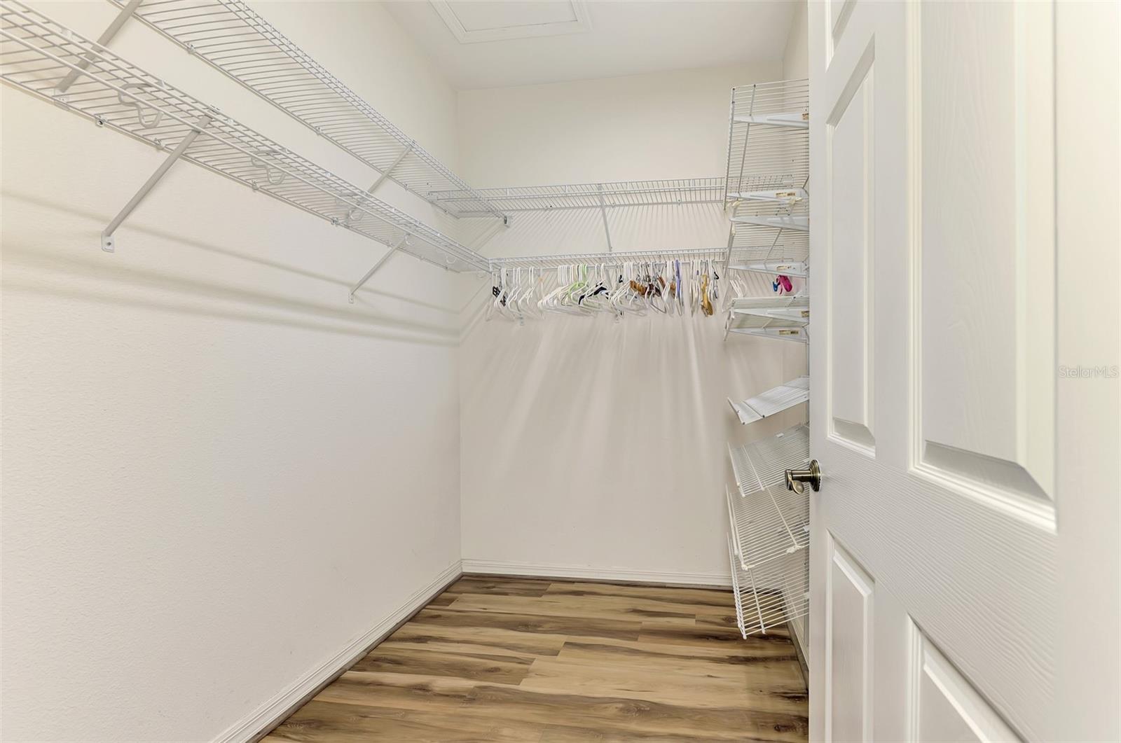 VENETIAN FALLS PH 2 - Residential