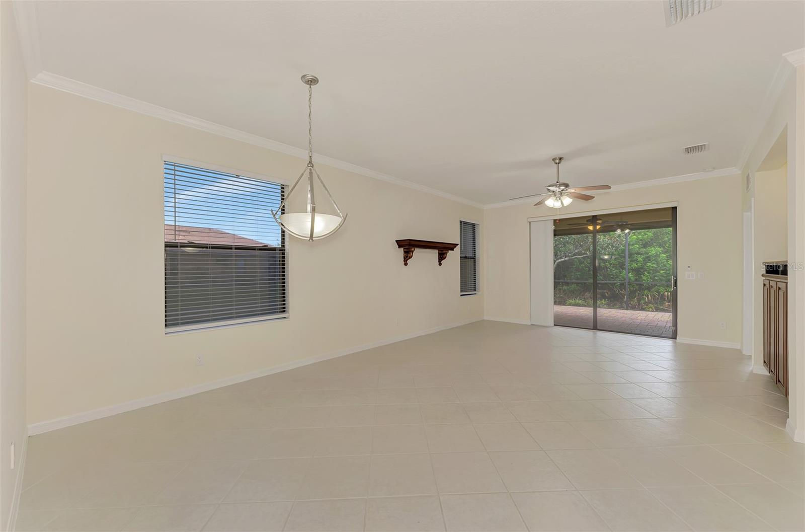VENETIAN FALLS PH 2 - Residential