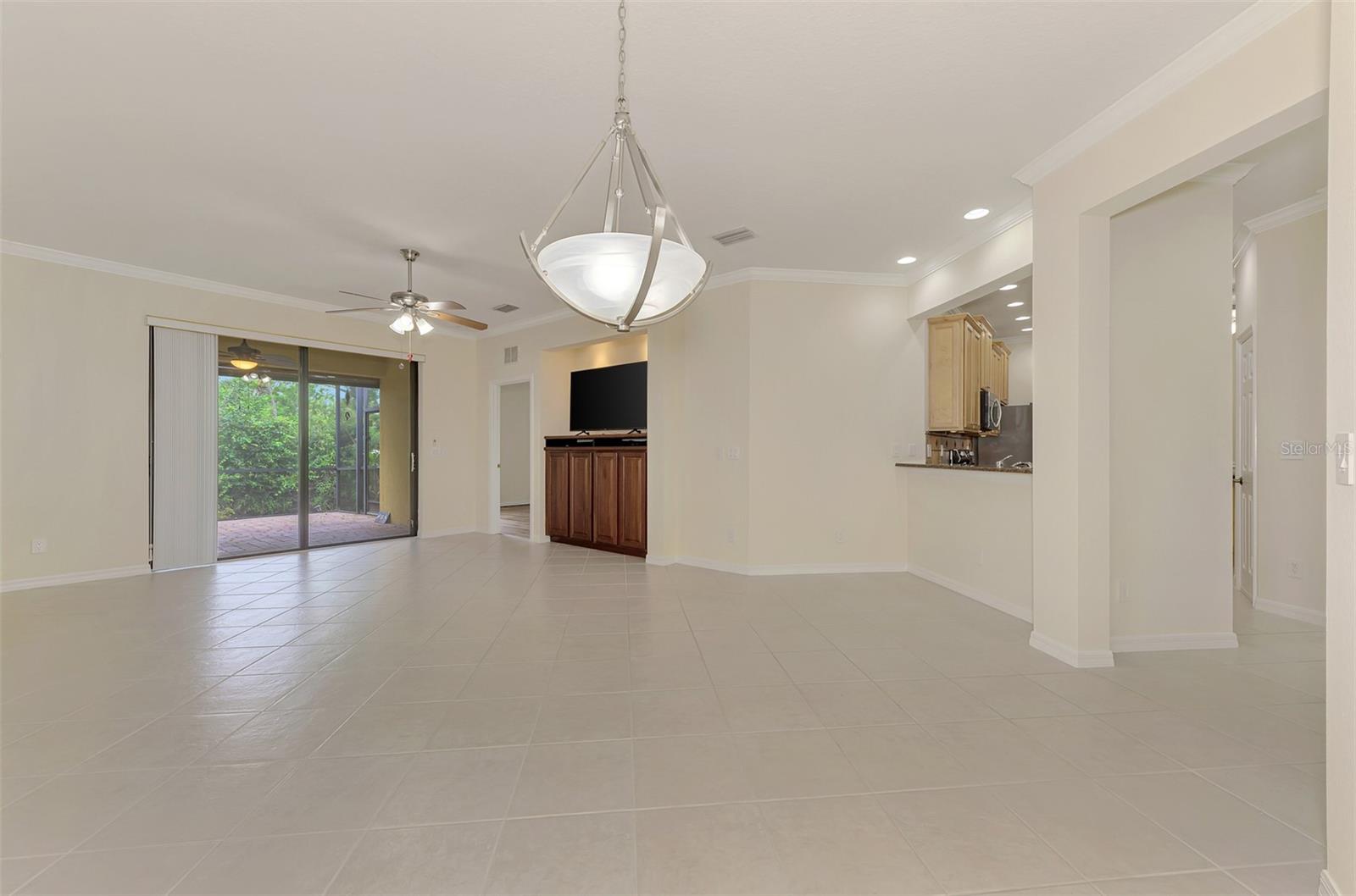 VENETIAN FALLS PH 2 - Residential