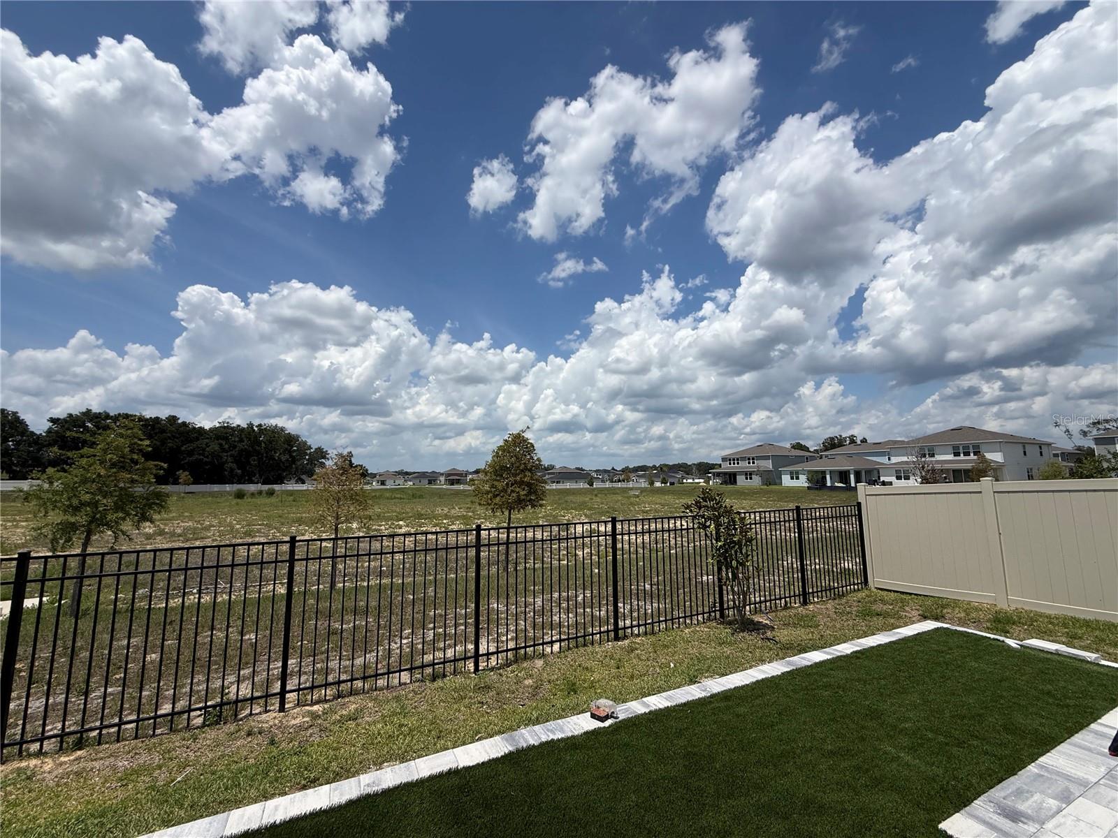 WINDING MEADOWS - Residential