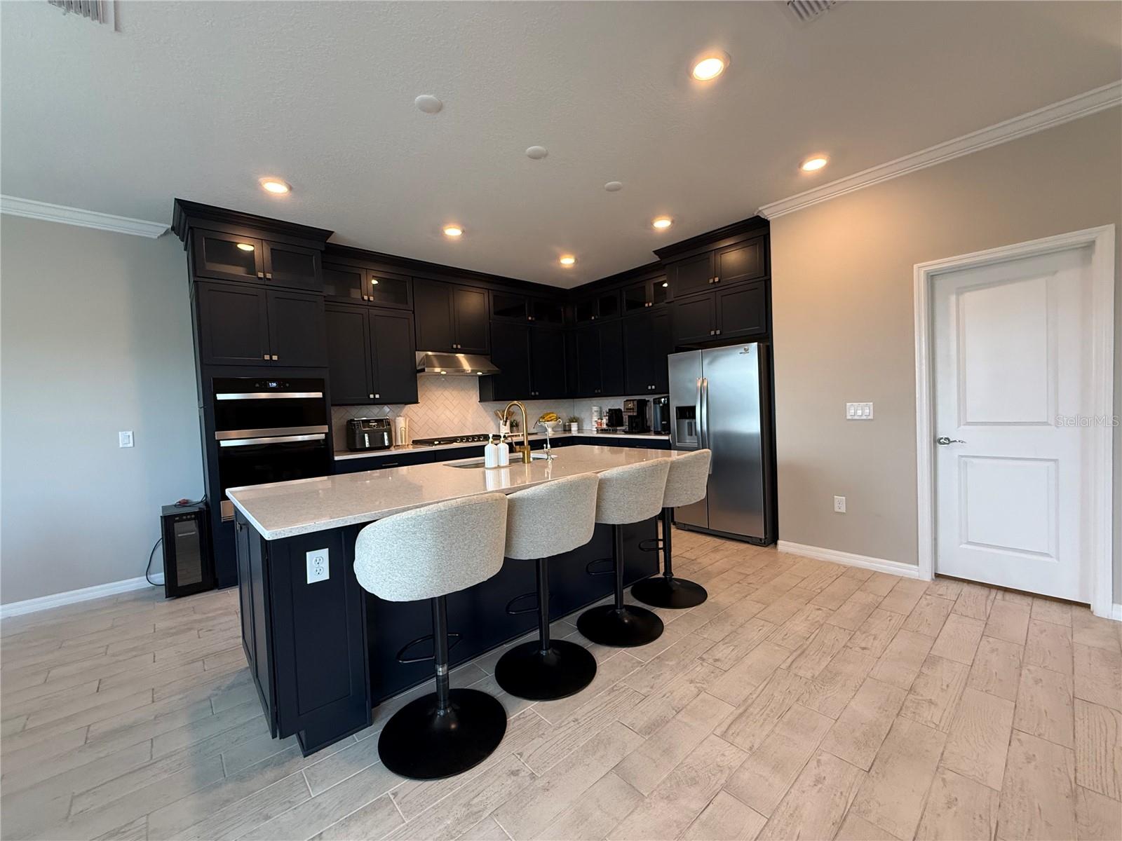 WINDING MEADOWS - Residential