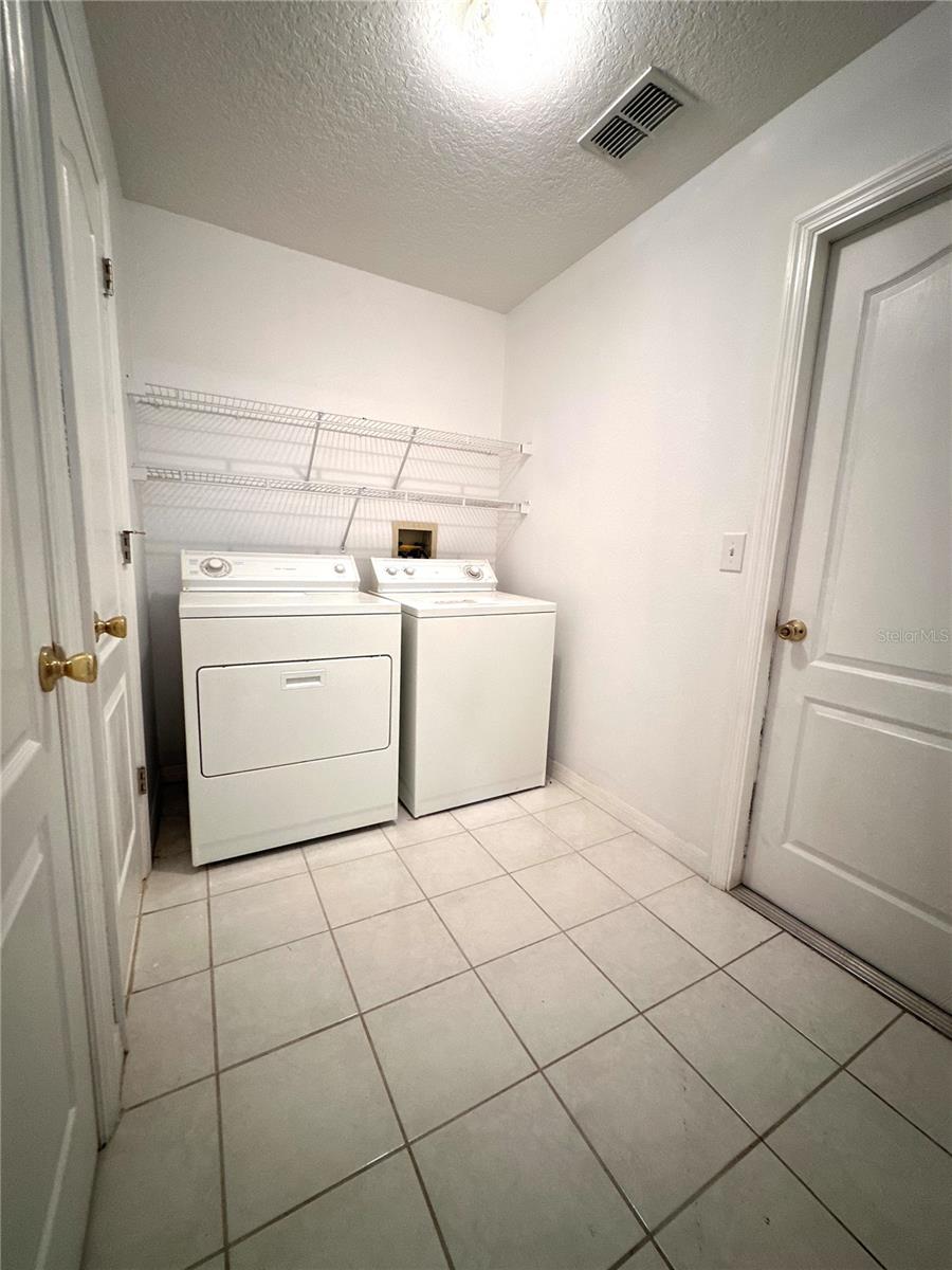 TAMPA BAY GOLF TENNIS CLUB PH 02 - Residential