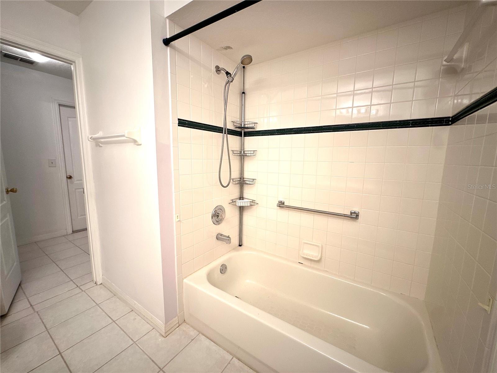 TAMPA BAY GOLF TENNIS CLUB PH 02 - Residential