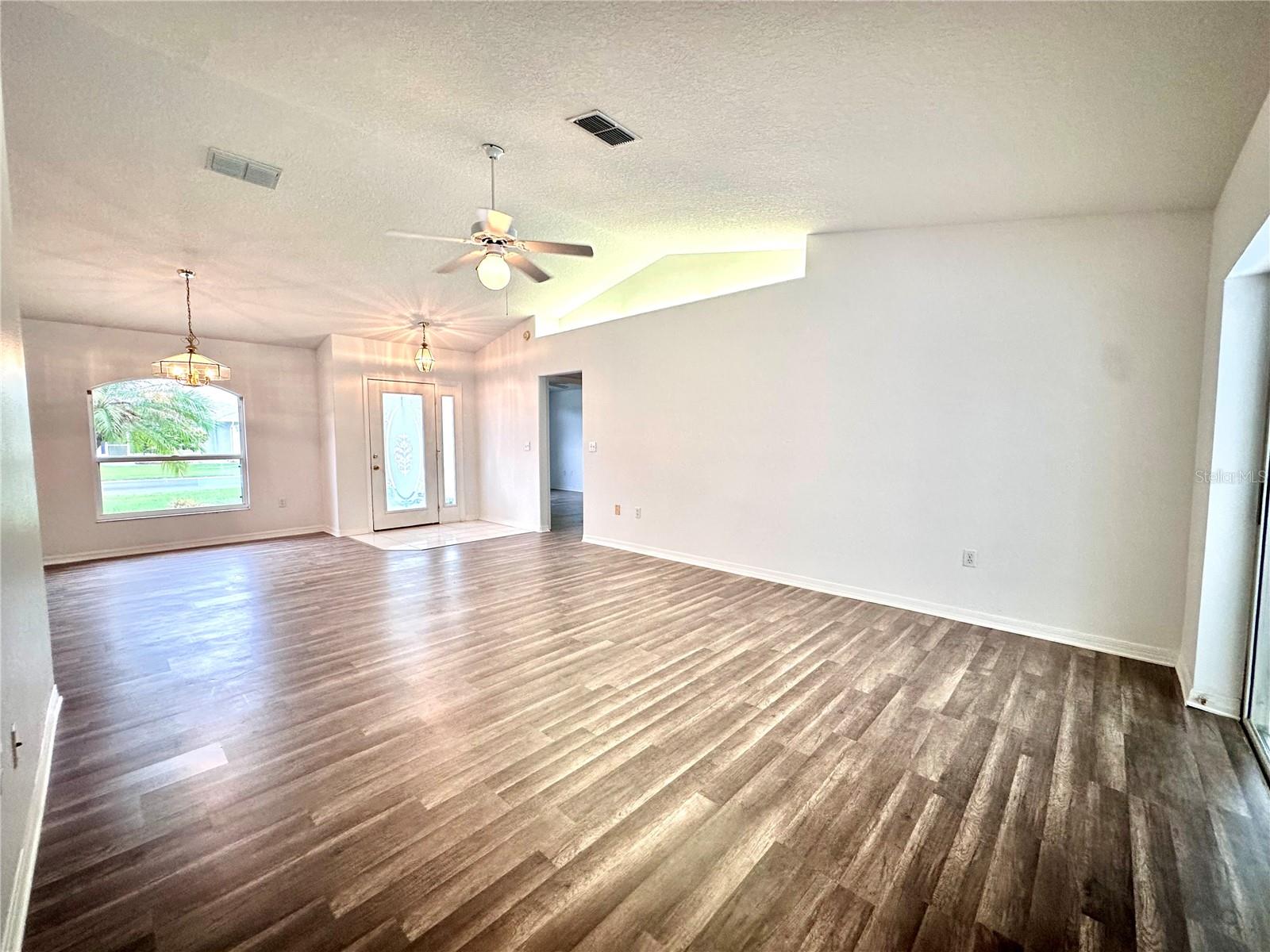 TAMPA BAY GOLF TENNIS CLUB PH 02 - Residential