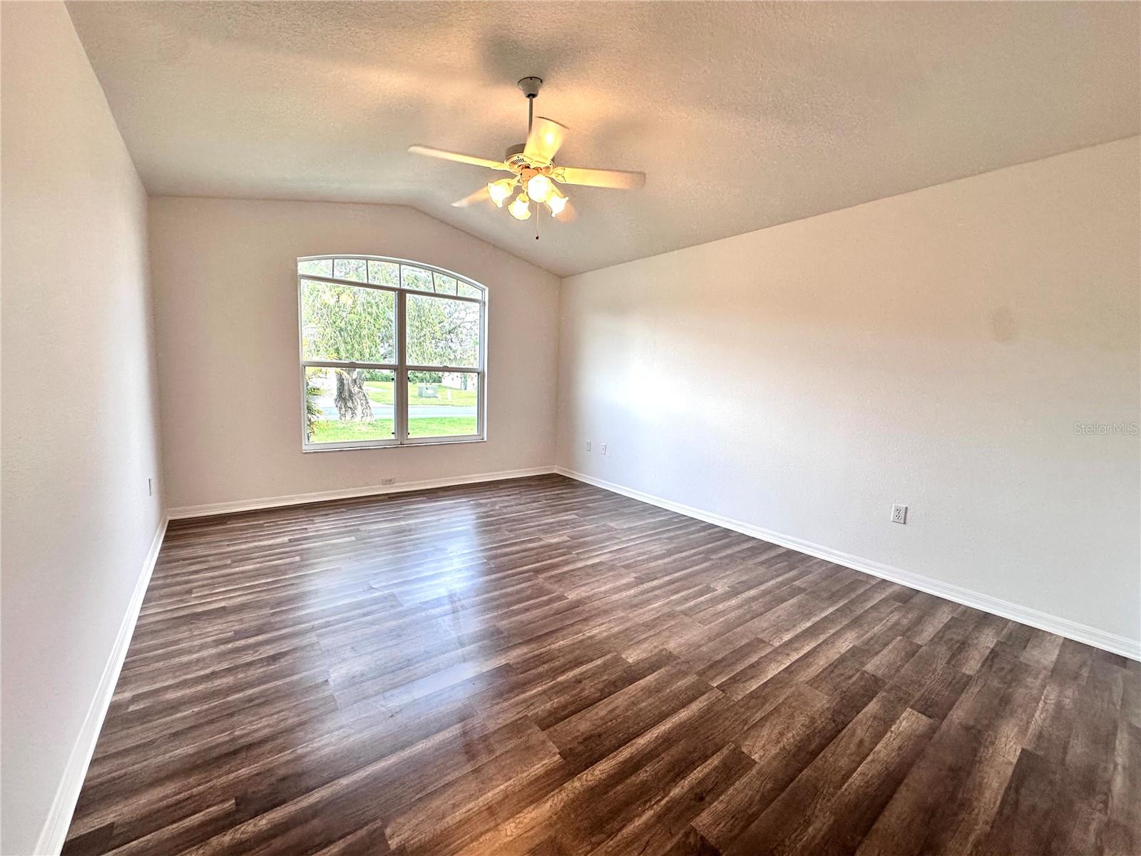 TAMPA BAY GOLF TENNIS CLUB PH 02 - Residential
