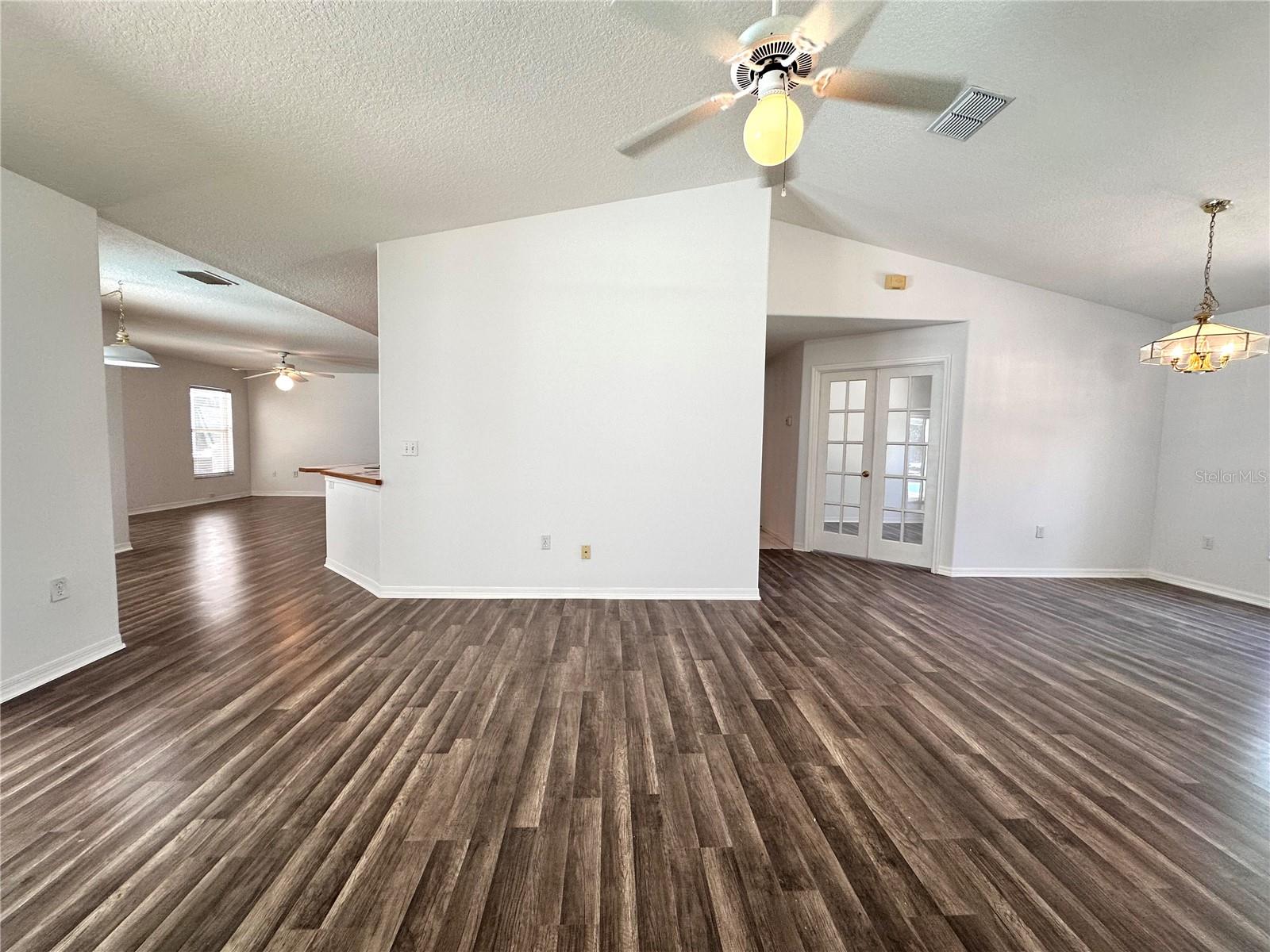 TAMPA BAY GOLF TENNIS CLUB PH 02 - Residential