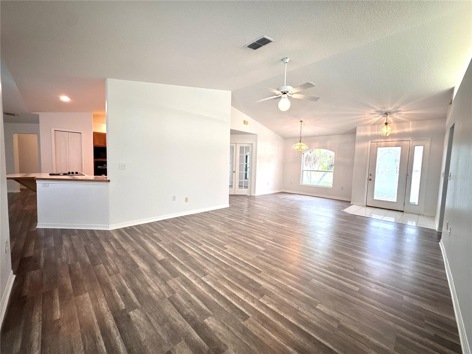 TAMPA BAY GOLF TENNIS CLUB PH 02 - Residential