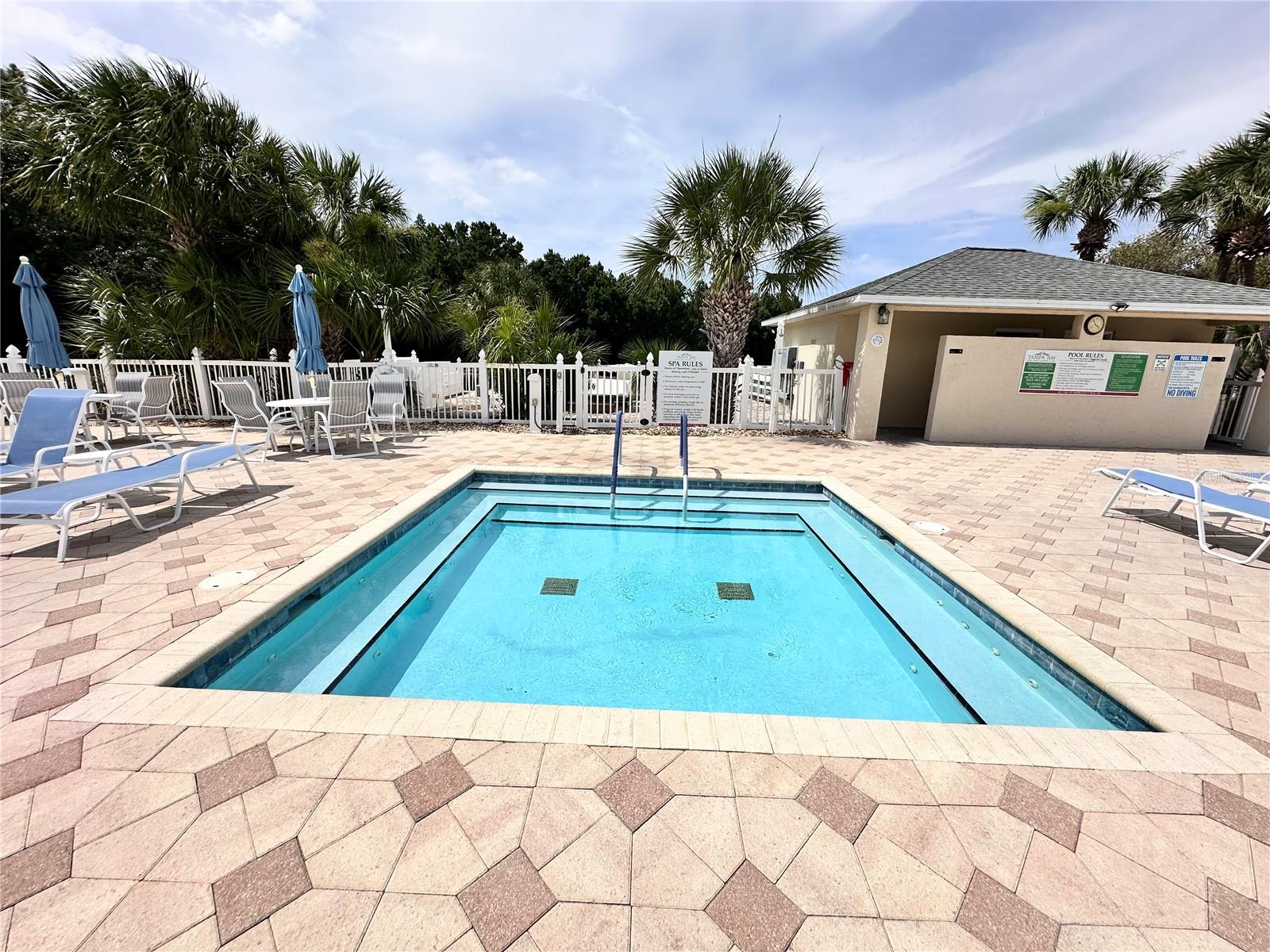 TAMPA BAY GOLF TENNIS CLUB PH 02 - Residential