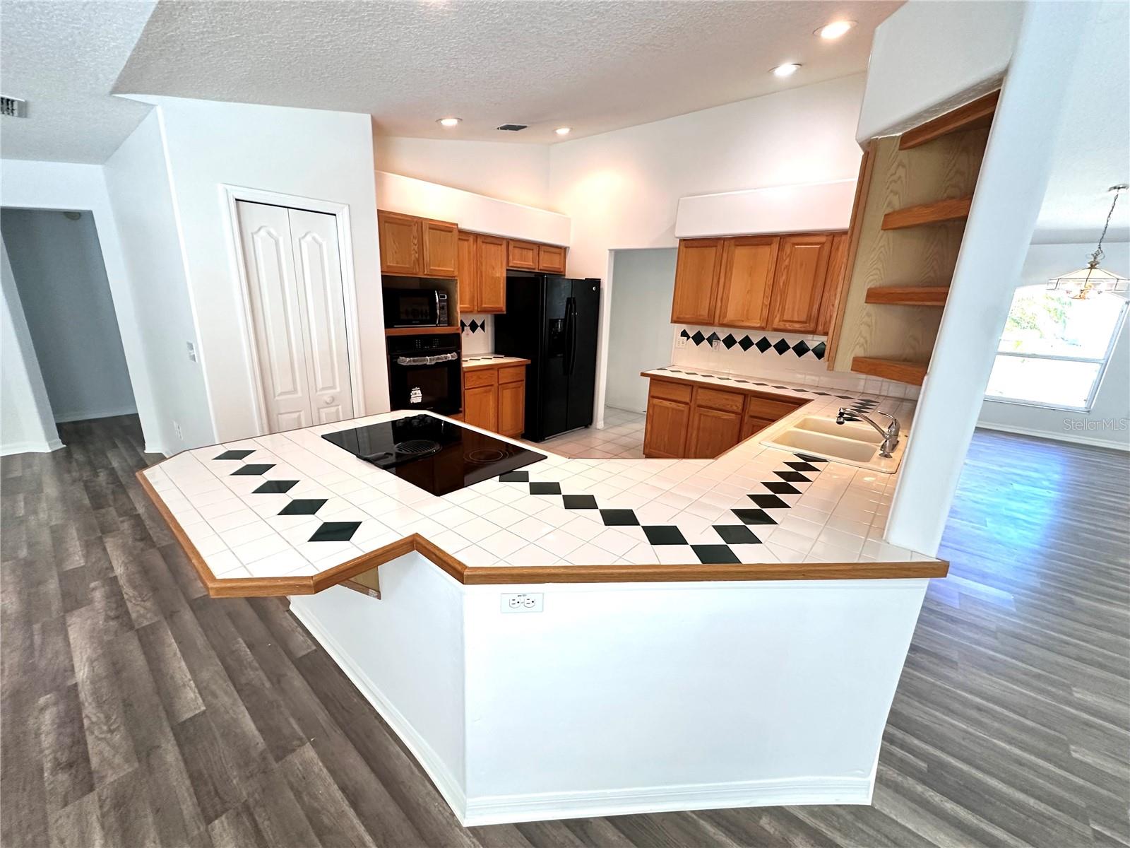 TAMPA BAY GOLF TENNIS CLUB PH 02 - Residential