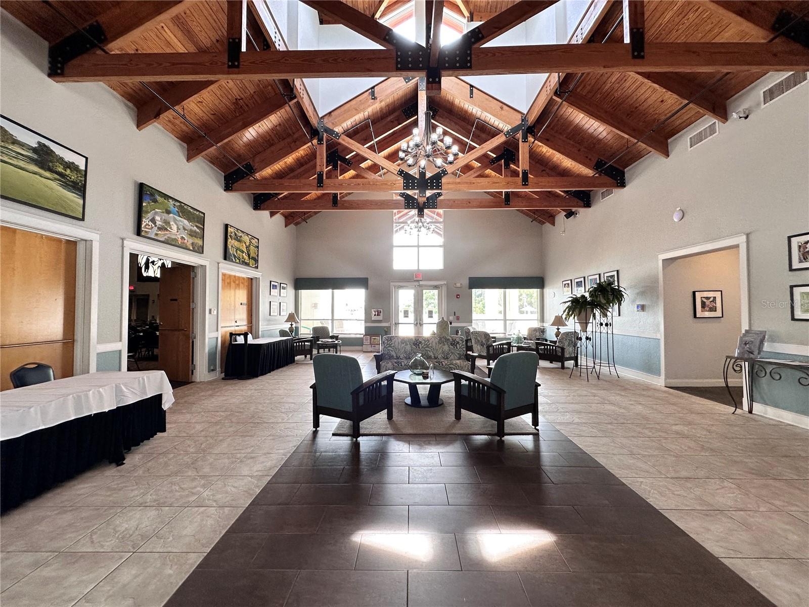 TAMPA BAY GOLF TENNIS CLUB PH 02 - Residential