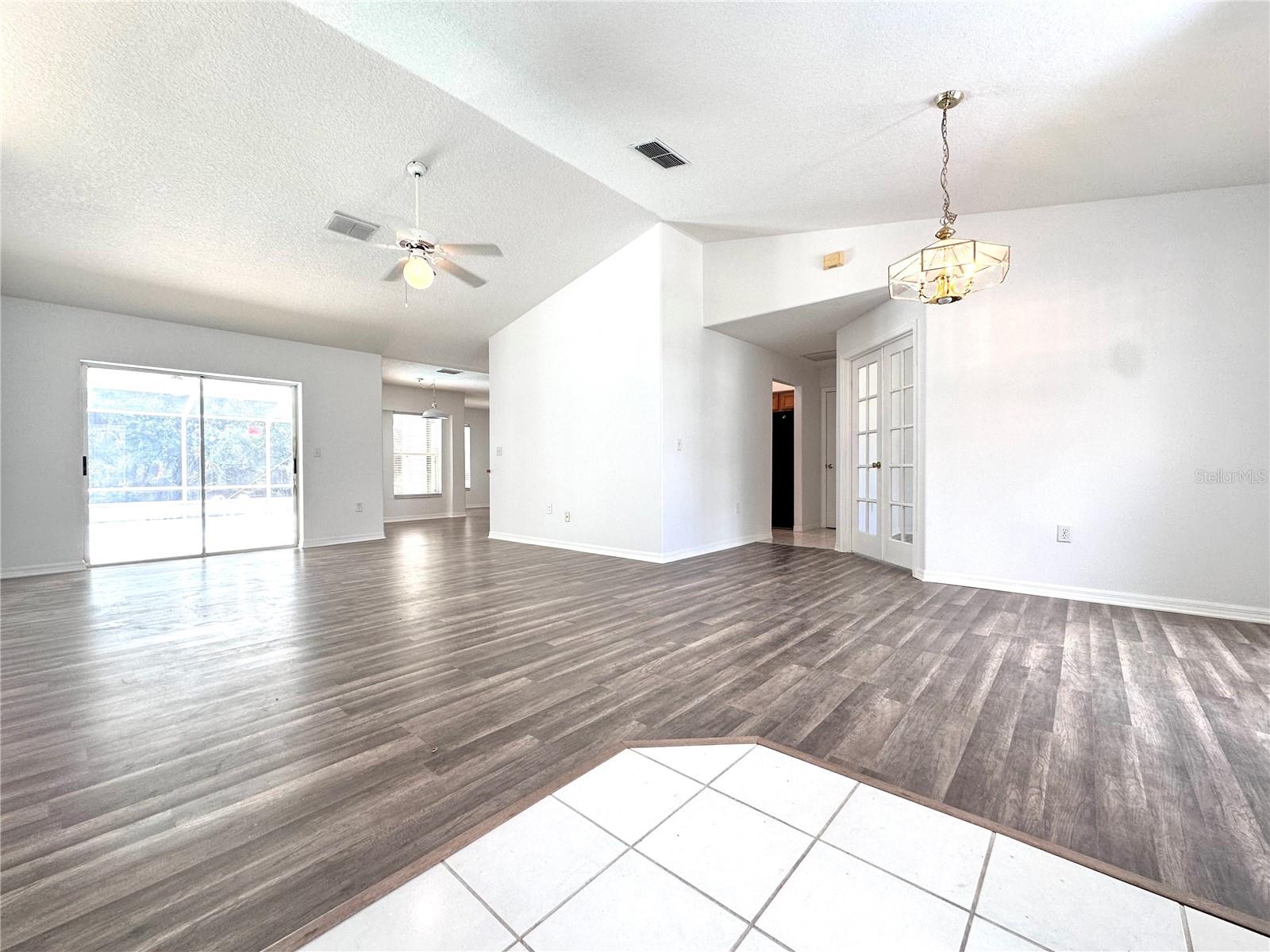 TAMPA BAY GOLF TENNIS CLUB PH 02 - Residential