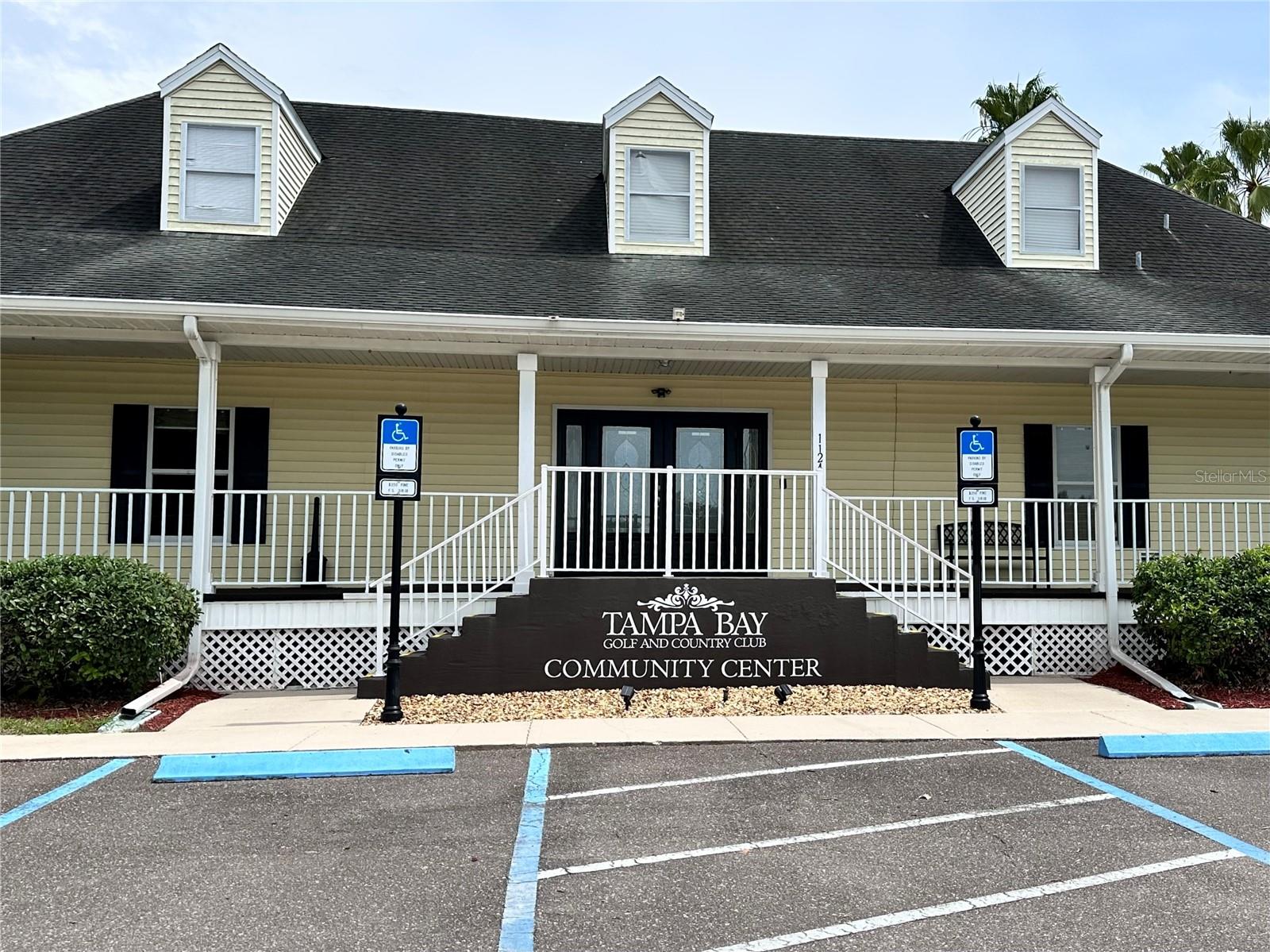 TAMPA BAY GOLF TENNIS CLUB PH 02 - Residential