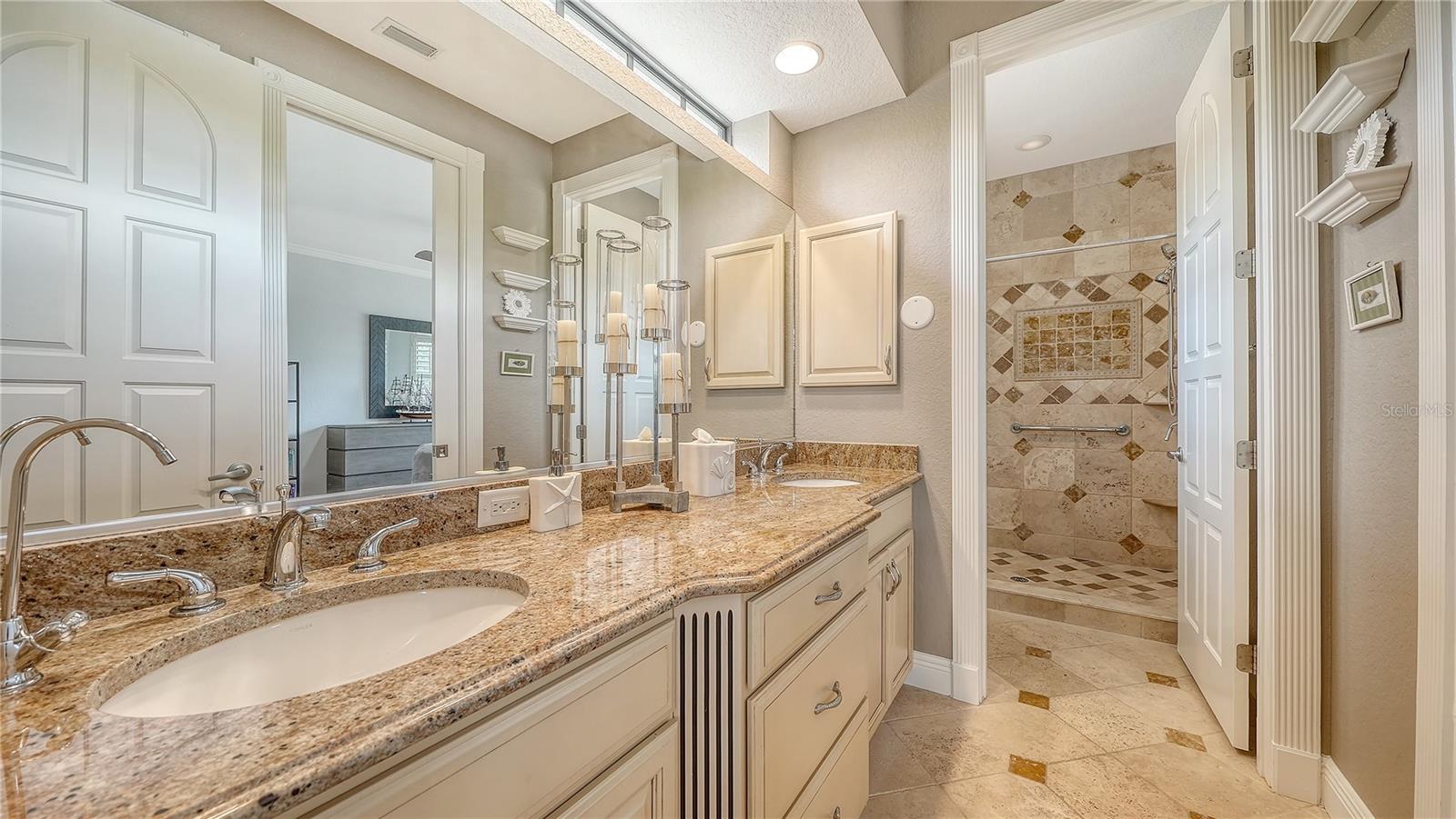 PORTOFINO ON THE BAY - Residential