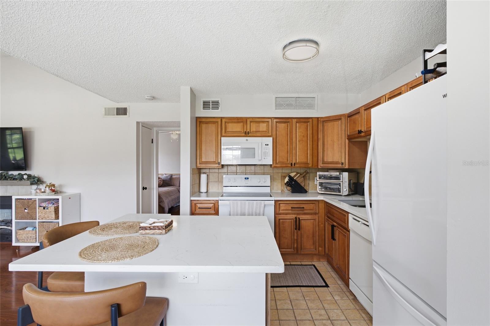 LAKEWOOD PARK A CONDO - Residential