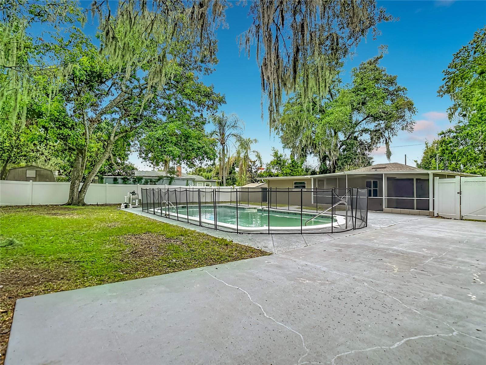 ROBINSONS ADD - Residential