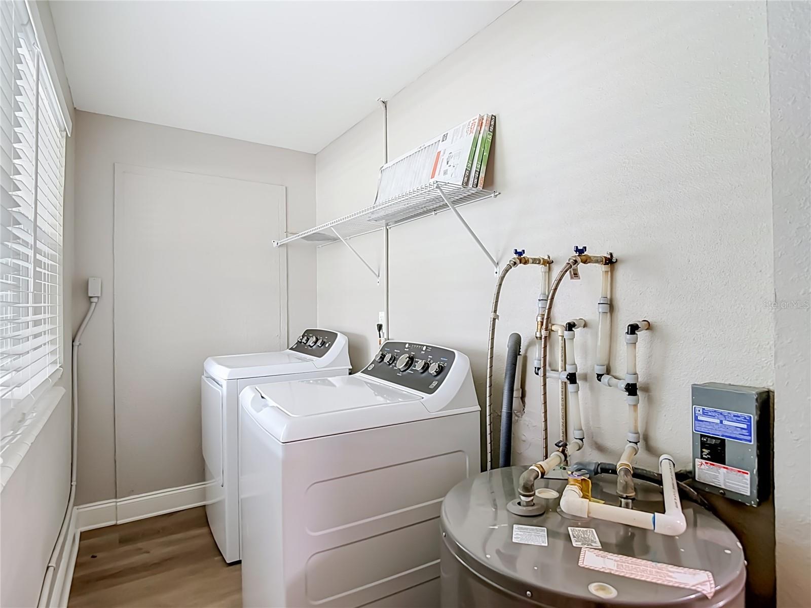 ROBINSONS ADD - Residential