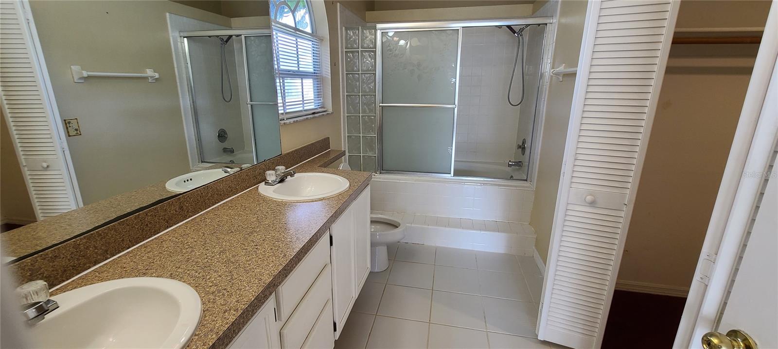 BAY POINTE PH 1 - Residential Lease