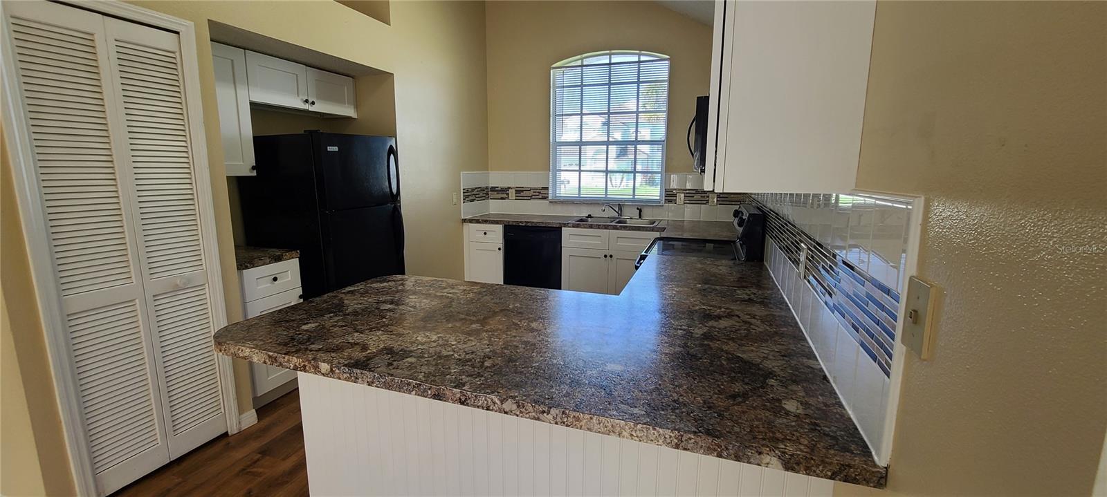 BAY POINTE PH 1 - Residential Lease
