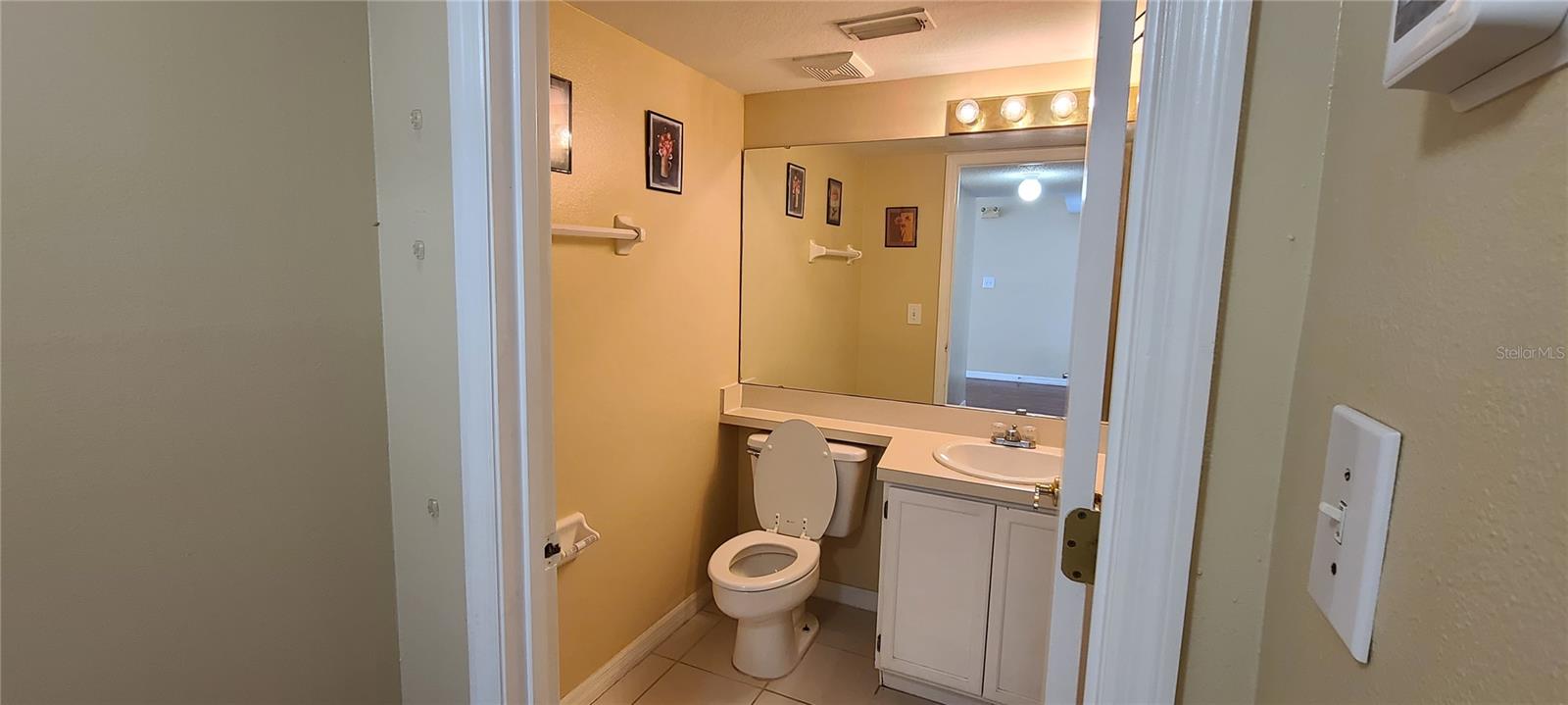 BAY POINTE PH 1 - Residential Lease