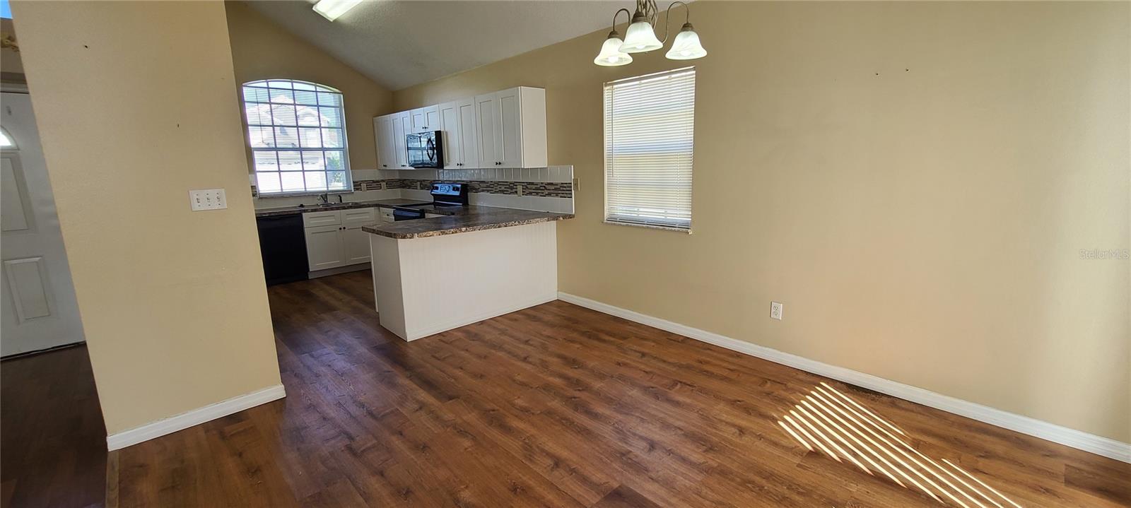BAY POINTE PH 1 - Residential Lease