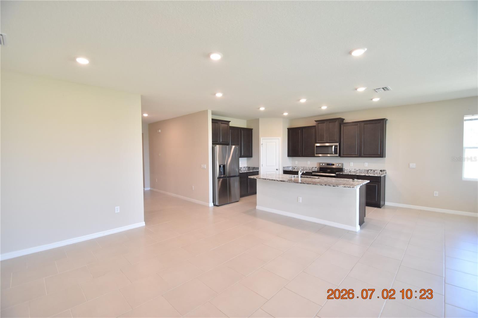 EPPERSON NORTH VILLAGE A-1 A-2 A-3 - Residential Lease