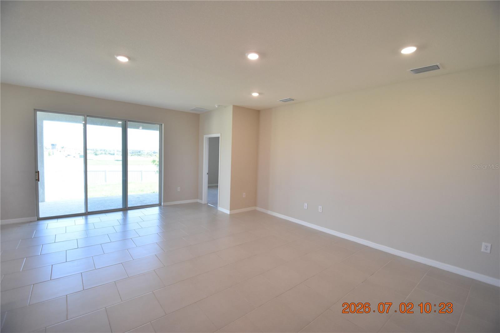 EPPERSON NORTH VILLAGE A-1 A-2 A-3 - Residential Lease