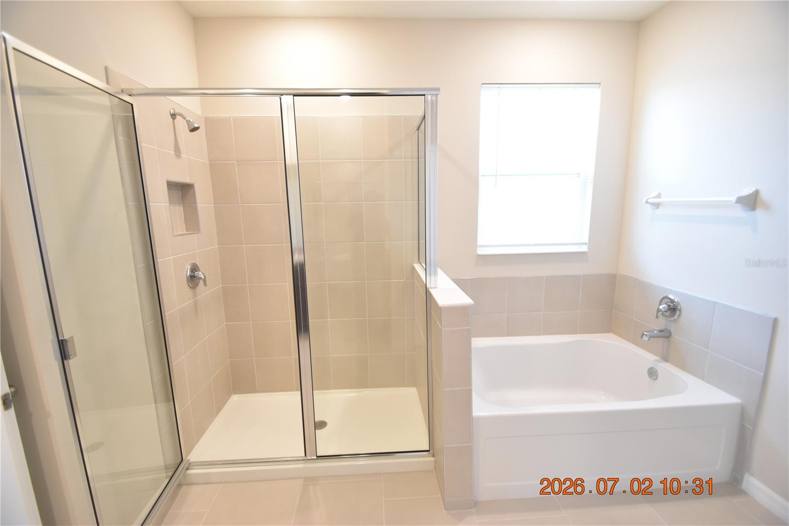 EPPERSON NORTH VILLAGE A-1 A-2 A-3 - Residential Lease