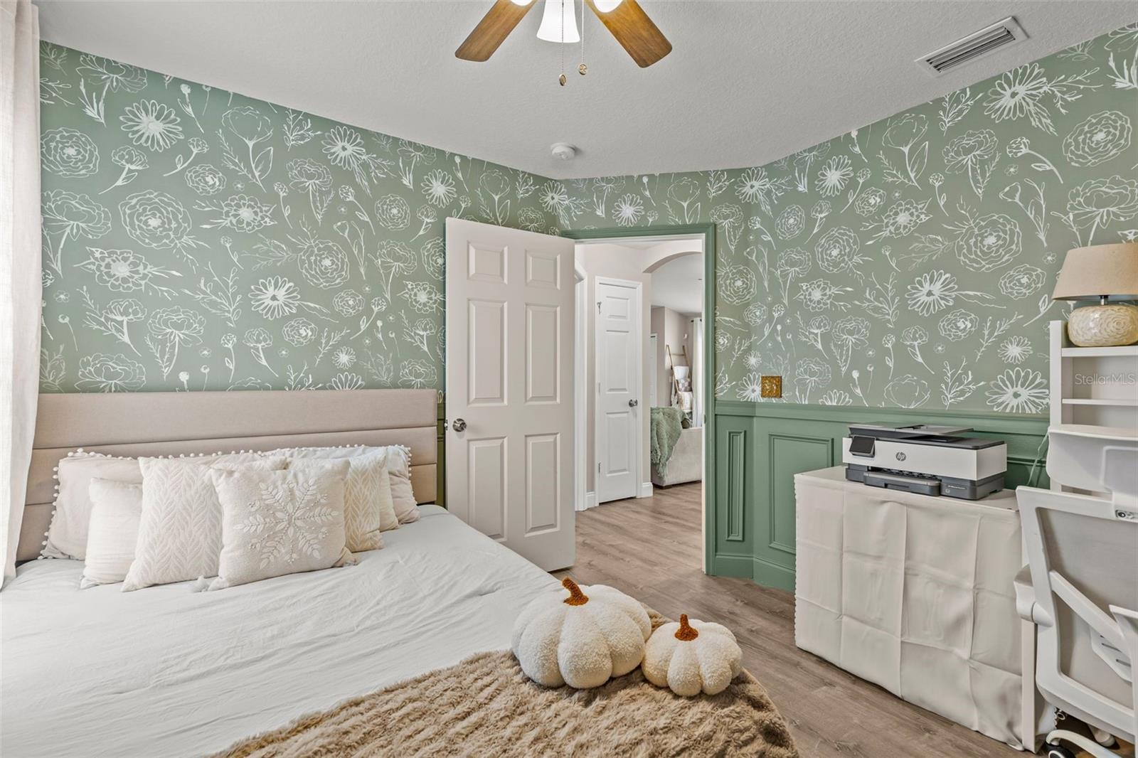 LAKESIDE TR A1 - Residential