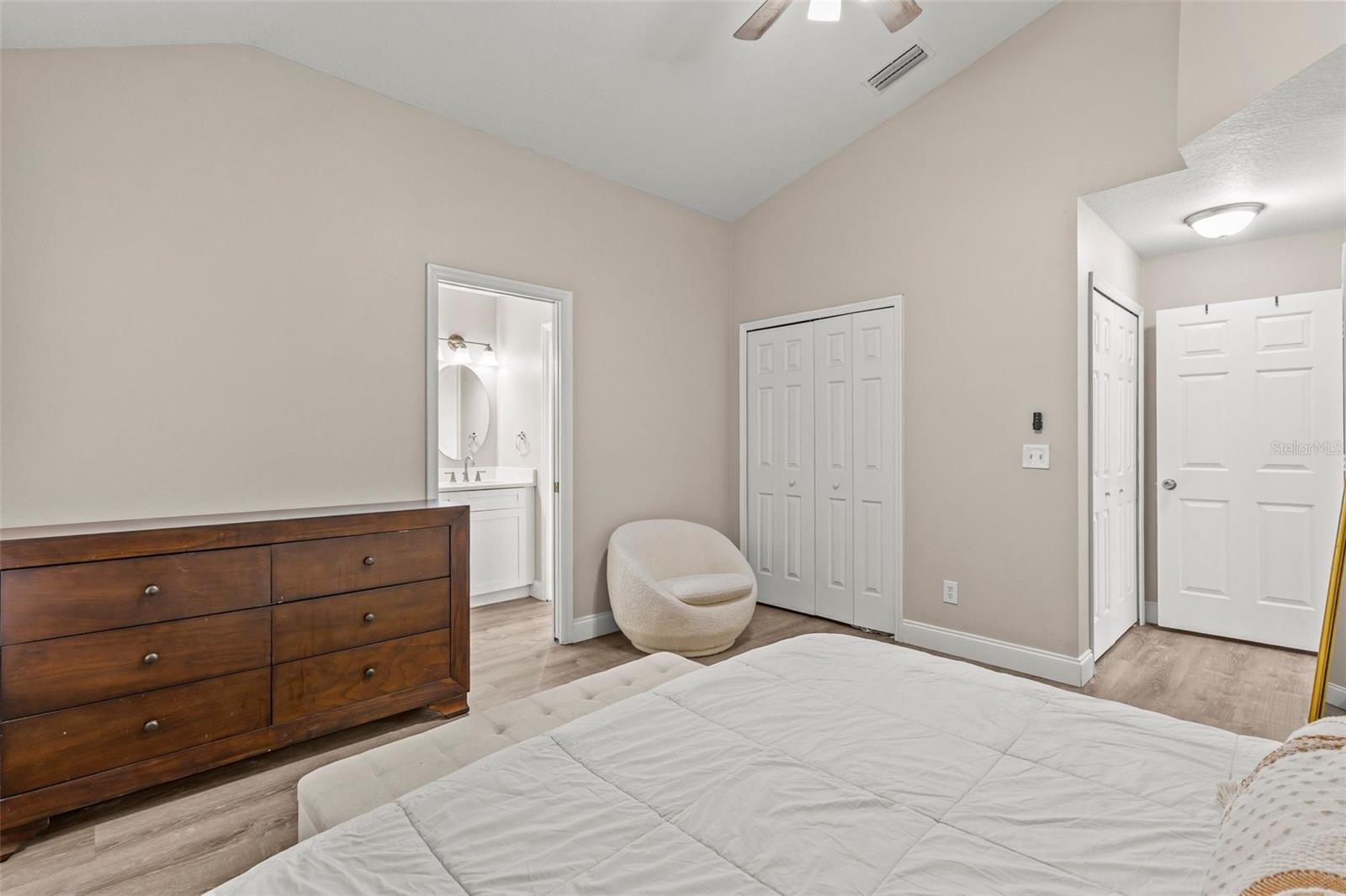 LAKESIDE TR A1 - Residential