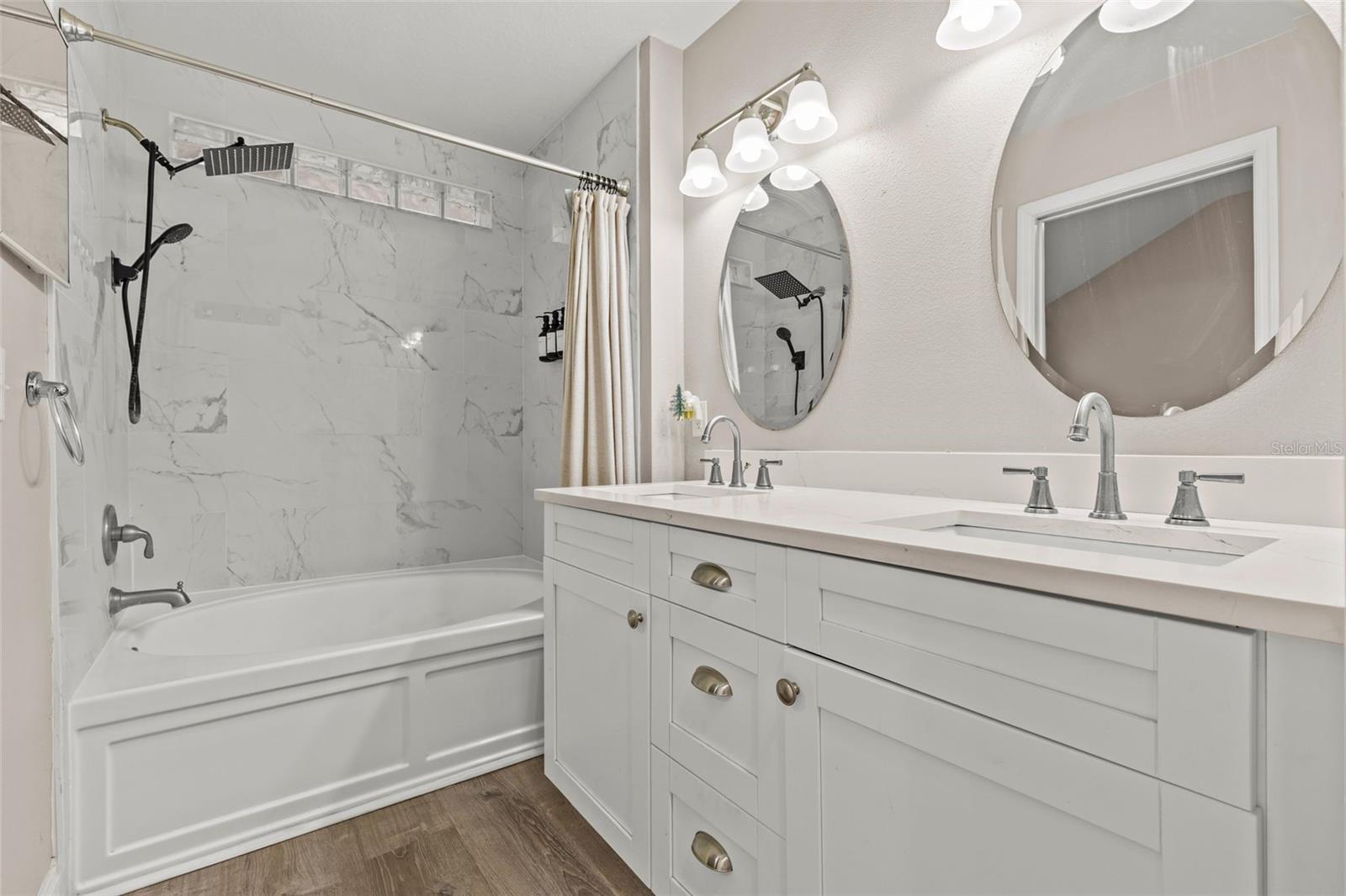 LAKESIDE TR A1 - Residential