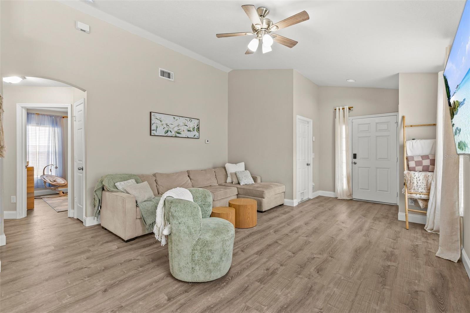 LAKESIDE TR A1 - Residential