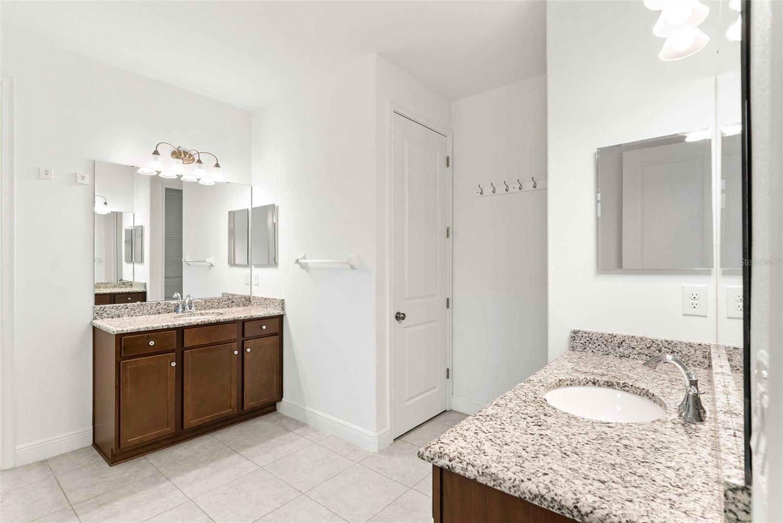LA PALOMA VILLAGE PH 3B UN 2 - Residential