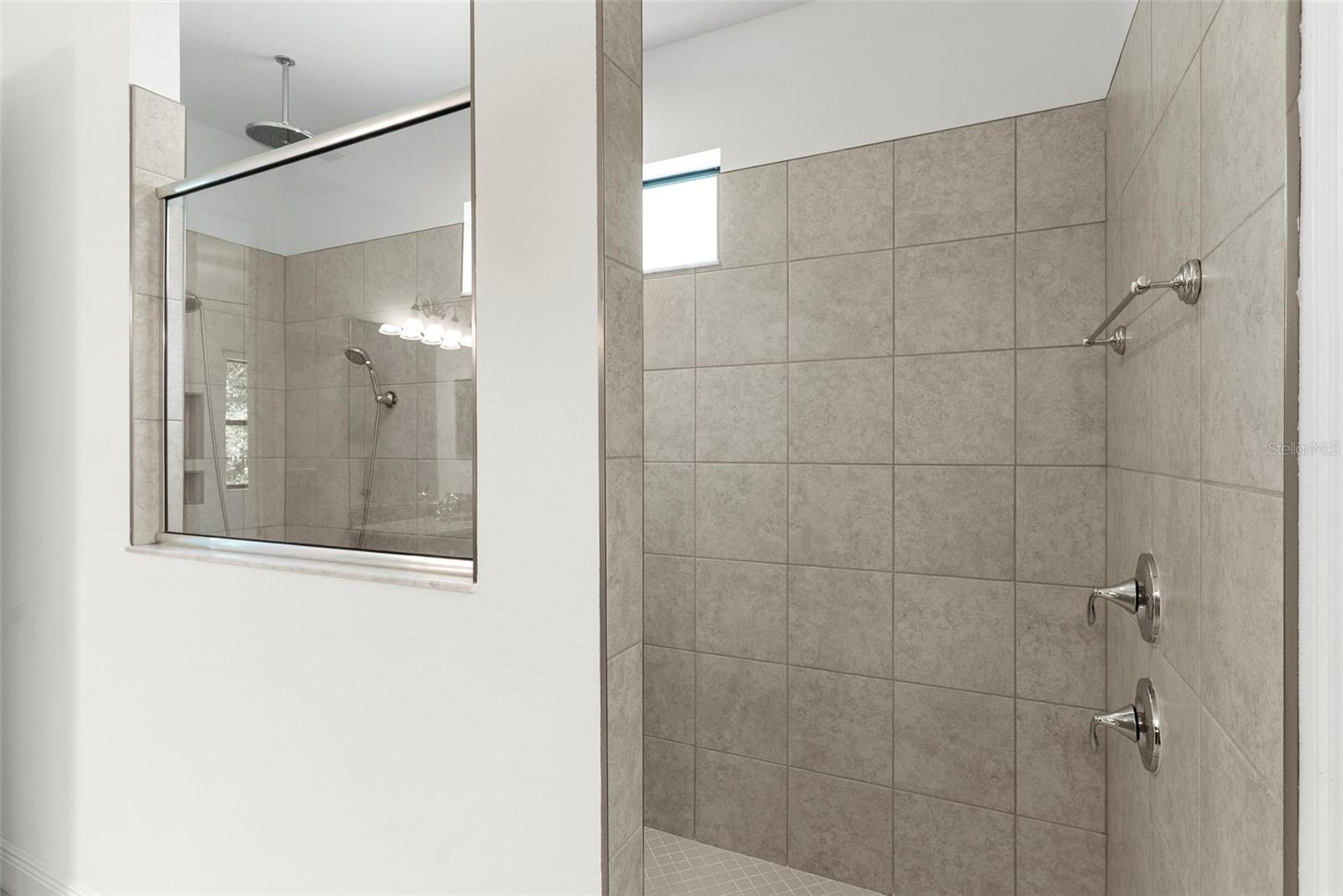 LA PALOMA VILLAGE PH 3B UN 2 - Residential
