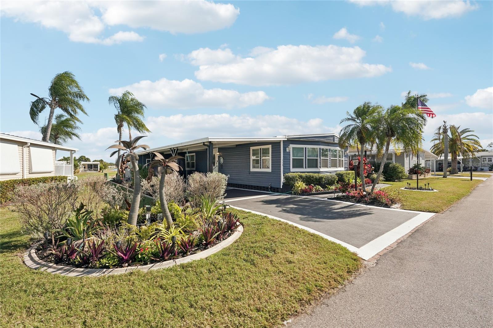 KINGS GATE CLUB MHP - Residential