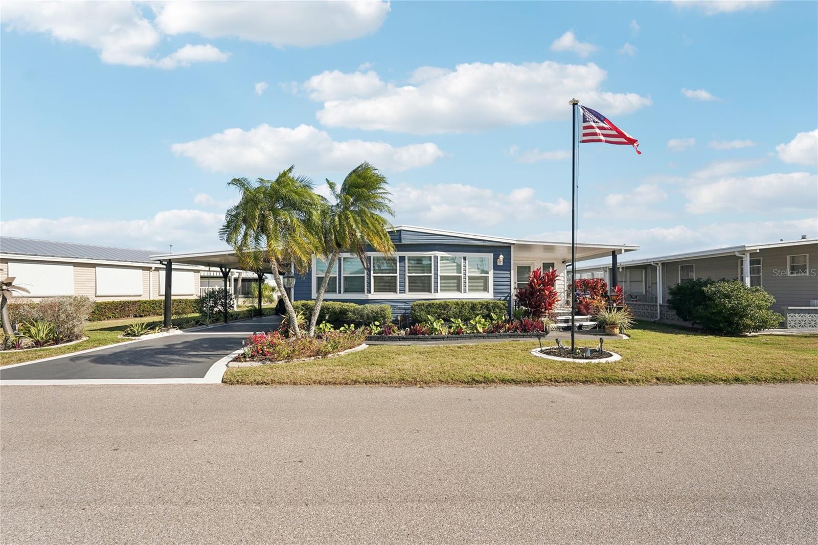 KINGS GATE CLUB MHP - Residential