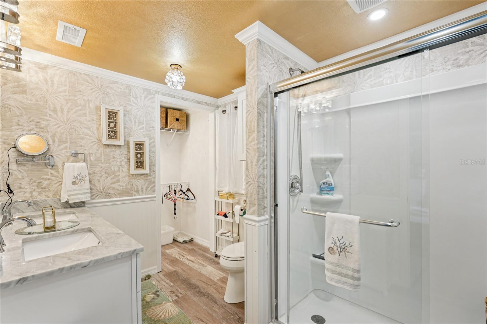 KINGS GATE CLUB MHP - Residential