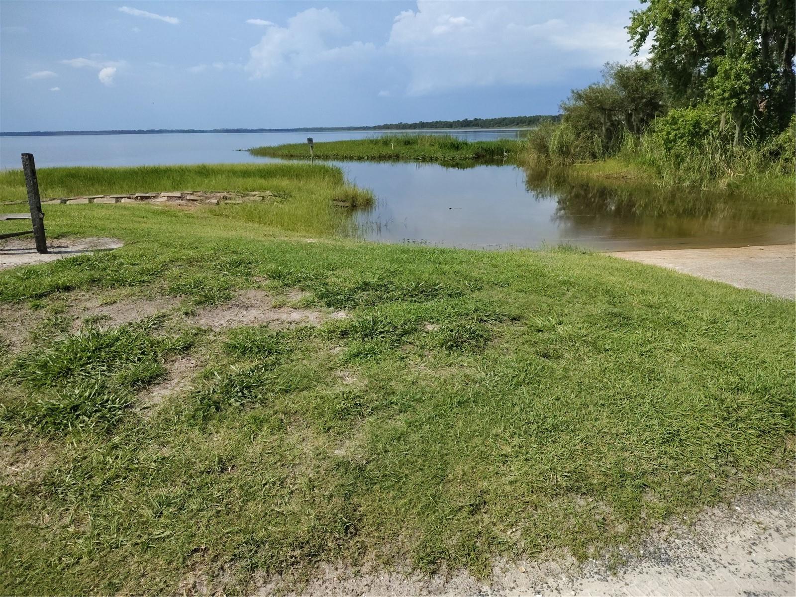 LAKE ROSALIE RANCHES - Residential